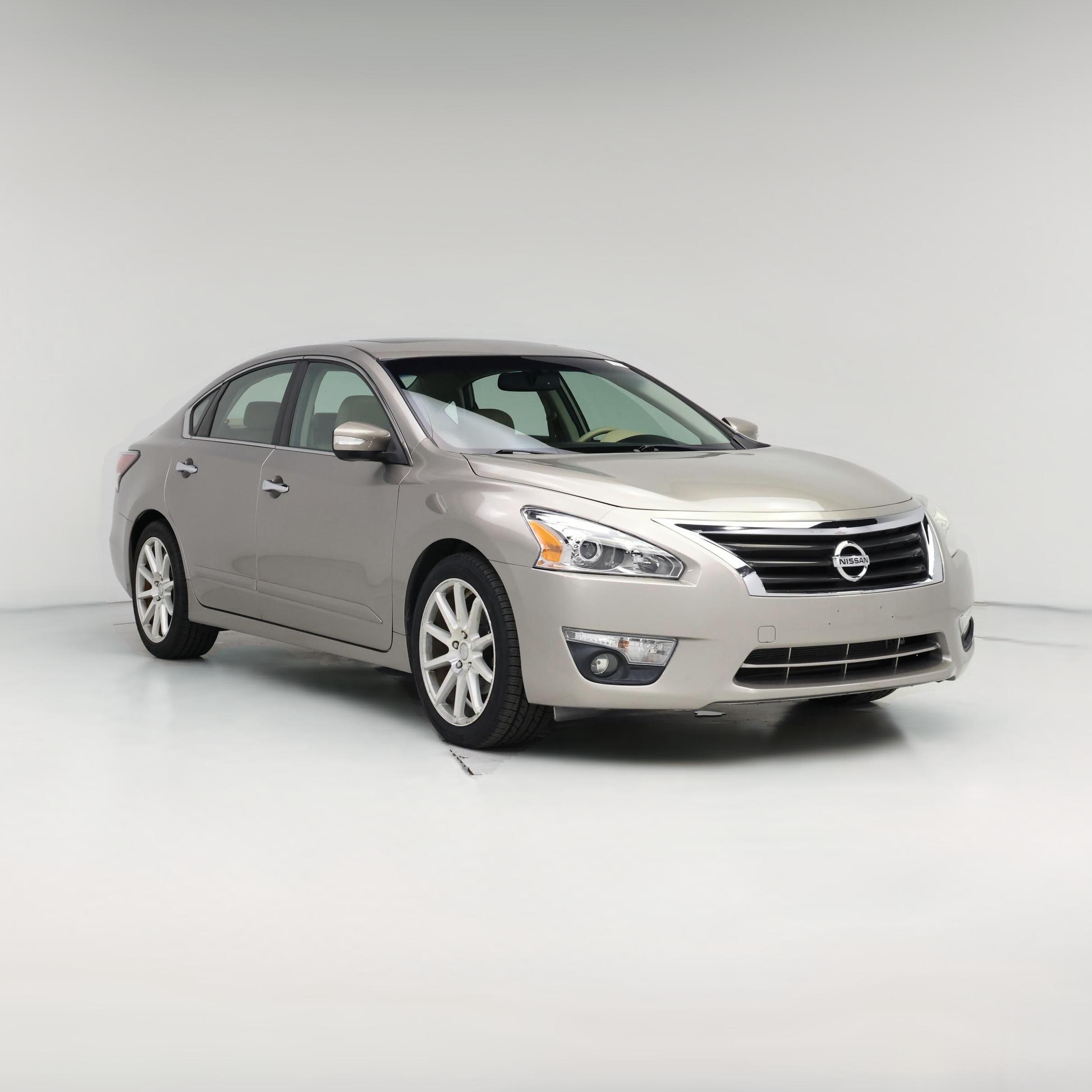 Thumbnail: 2014 Nissan Altima - 1