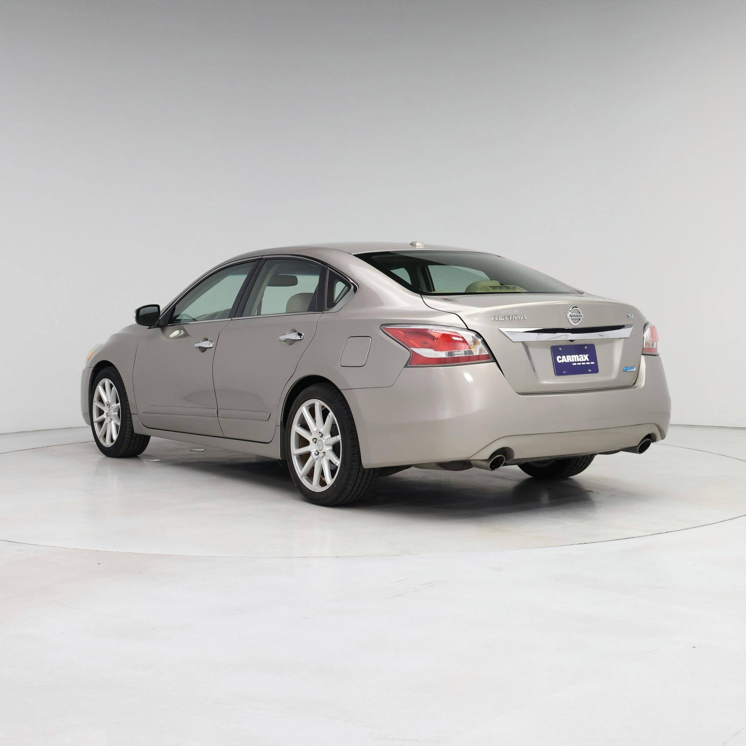 Thumbnail: 2014 Nissan Altima - 2