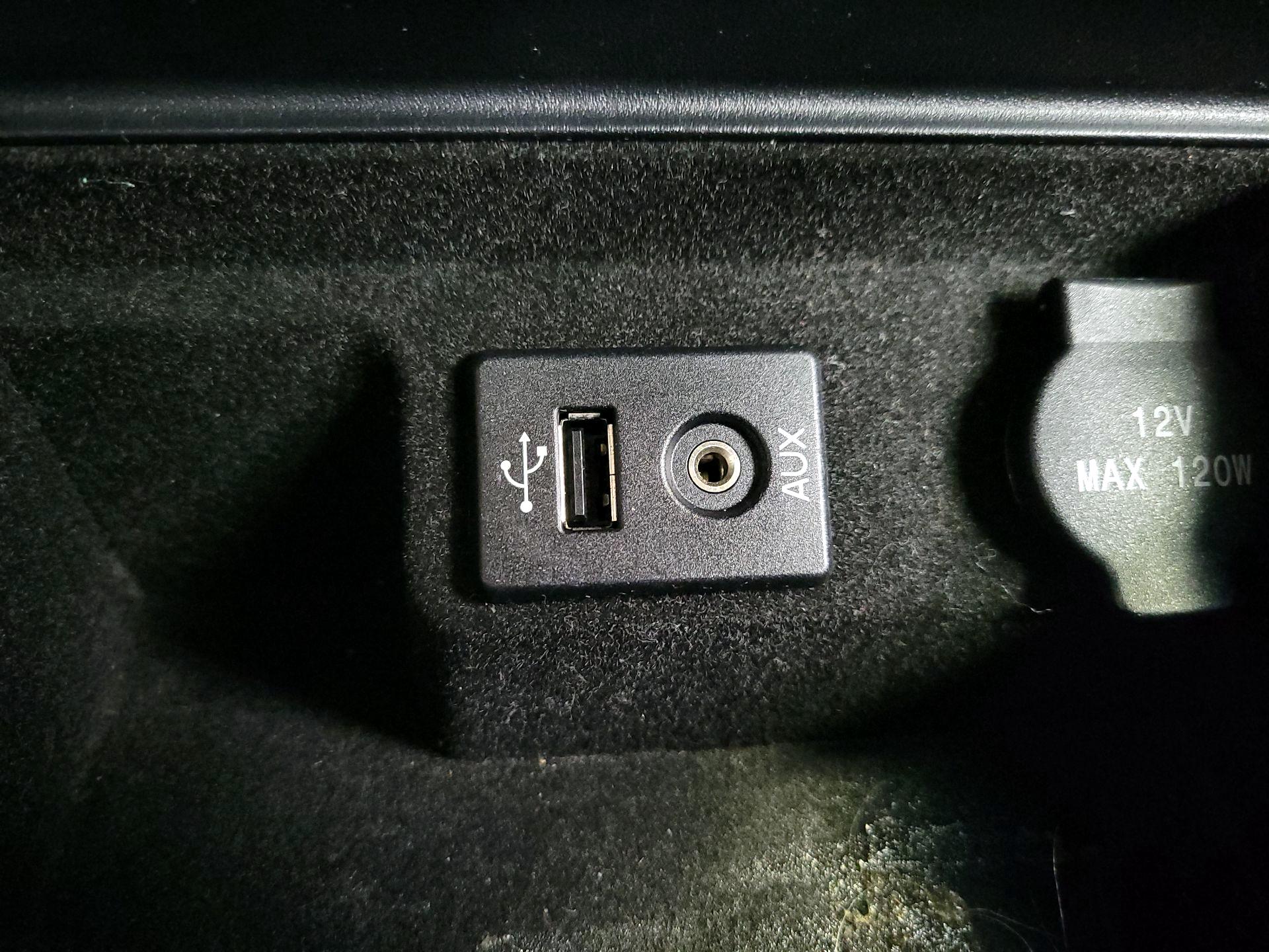 Thumbnail: 2014 Nissan Altima - 19