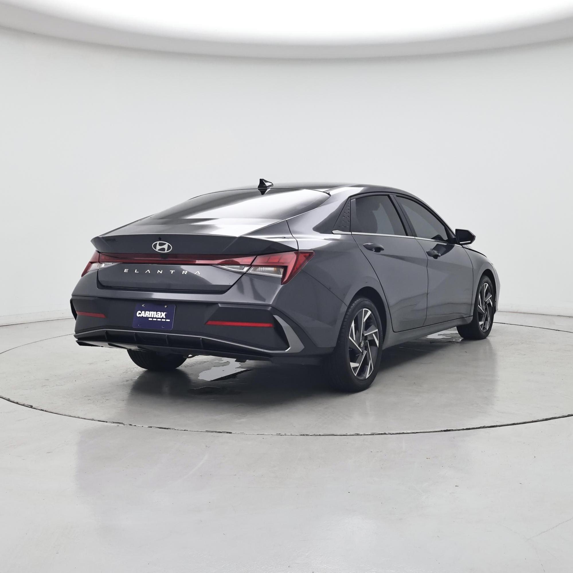 Thumbnail: 2024 Hyundai Elantra - 8