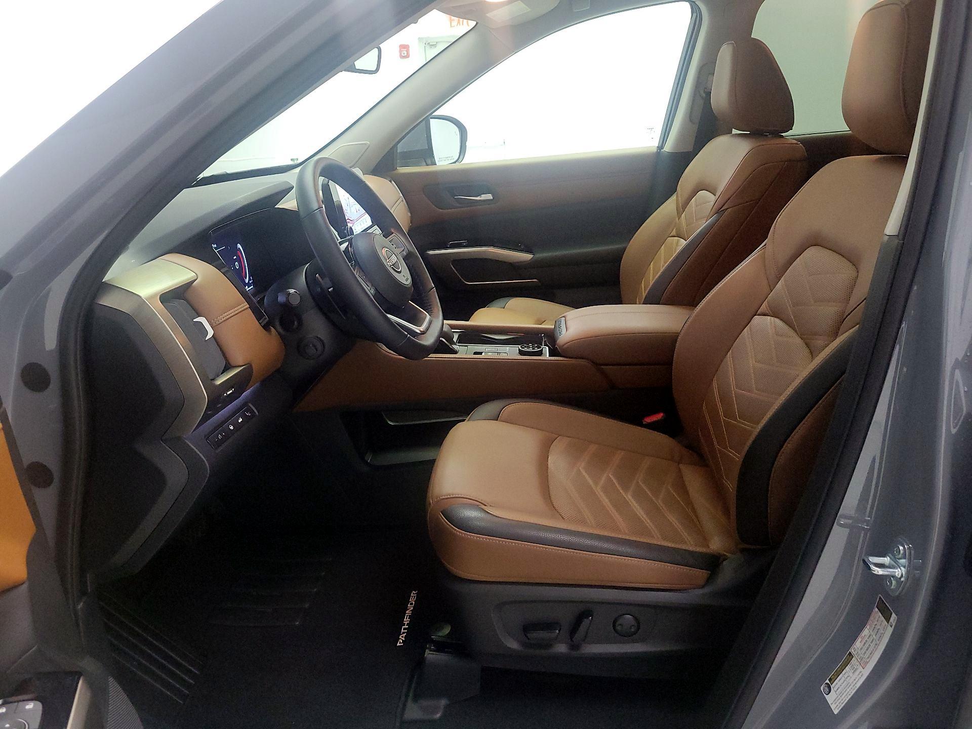 Thumbnail: 2025 Nissan Pathfinder - 11