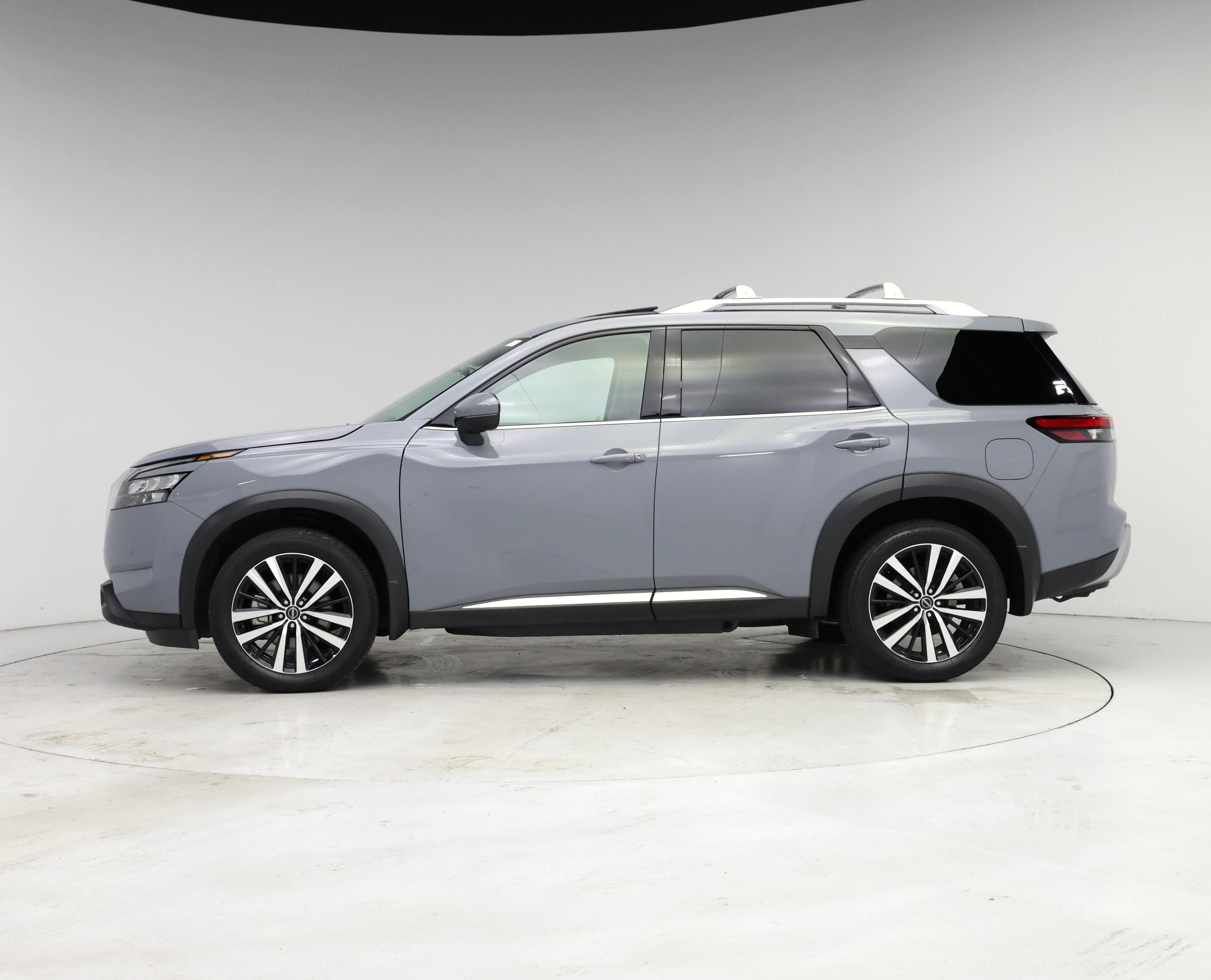 Thumbnail: 2025 Nissan Pathfinder - 3