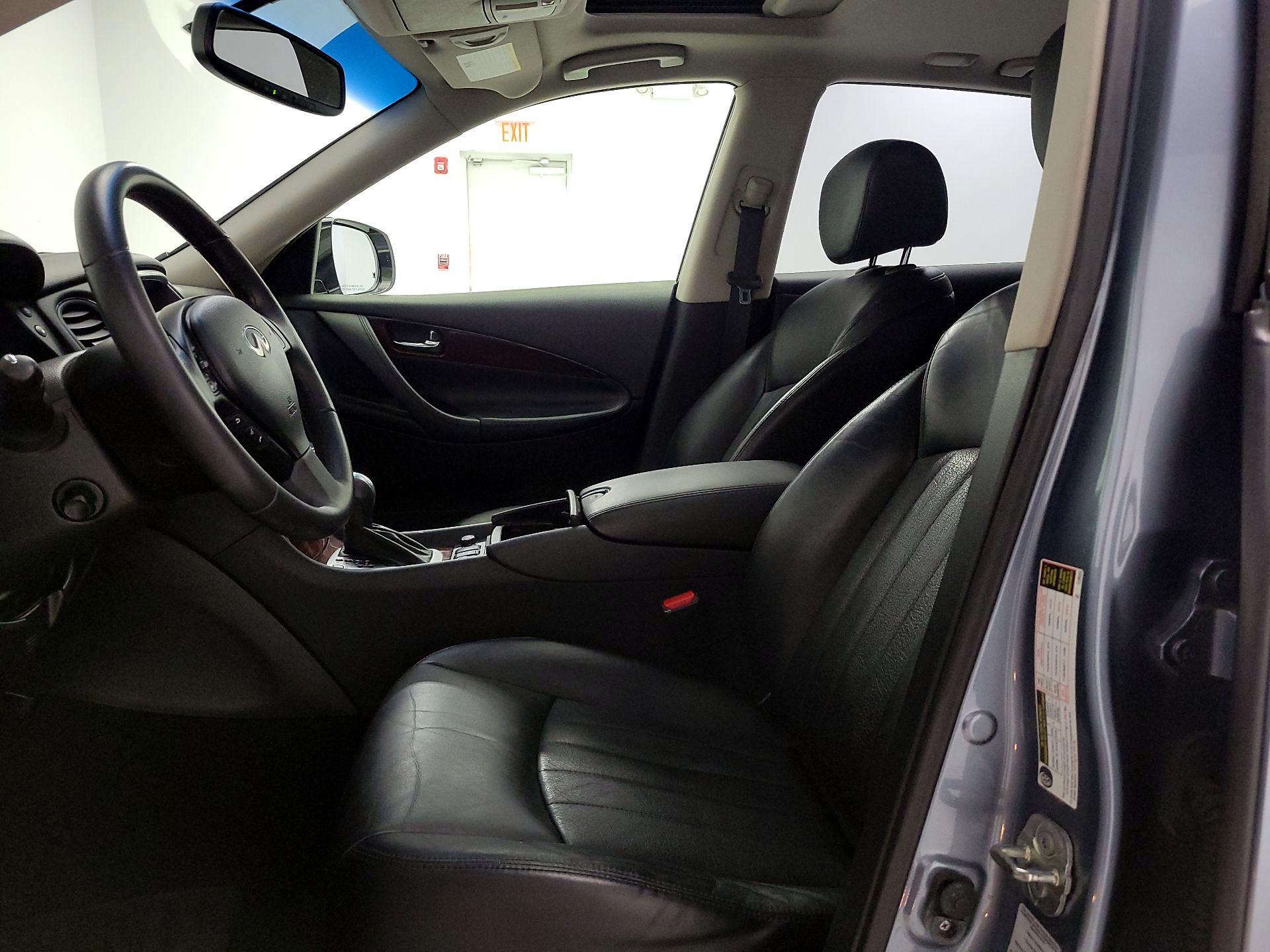 Thumbnail: 2016 INFINITI QX50 - 11