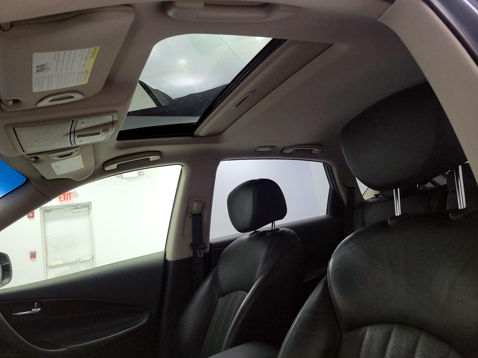 Thumbnail: 2016 INFINITI QX50 - 17