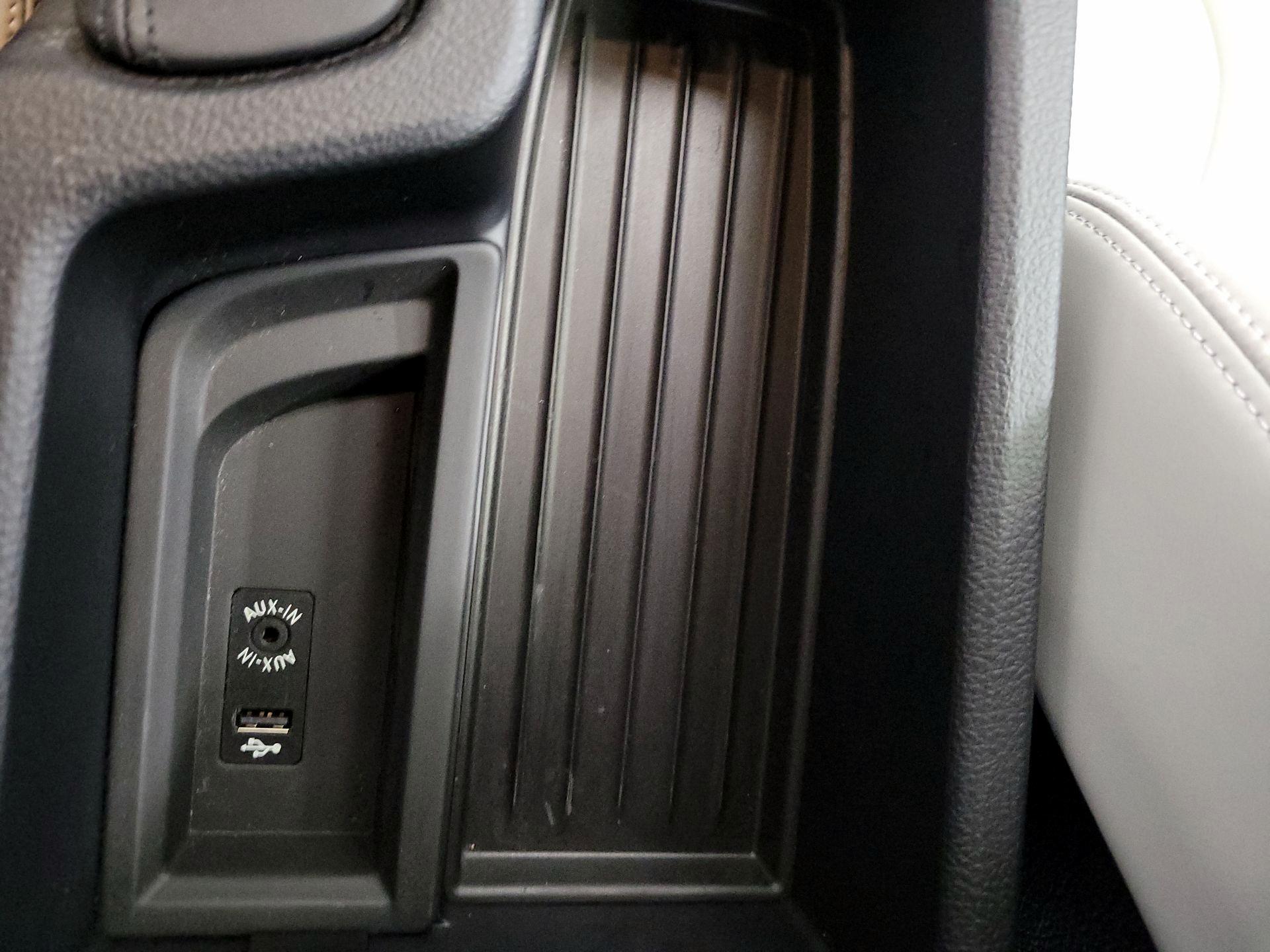 Thumbnail: 2016 BMW M3 - 19