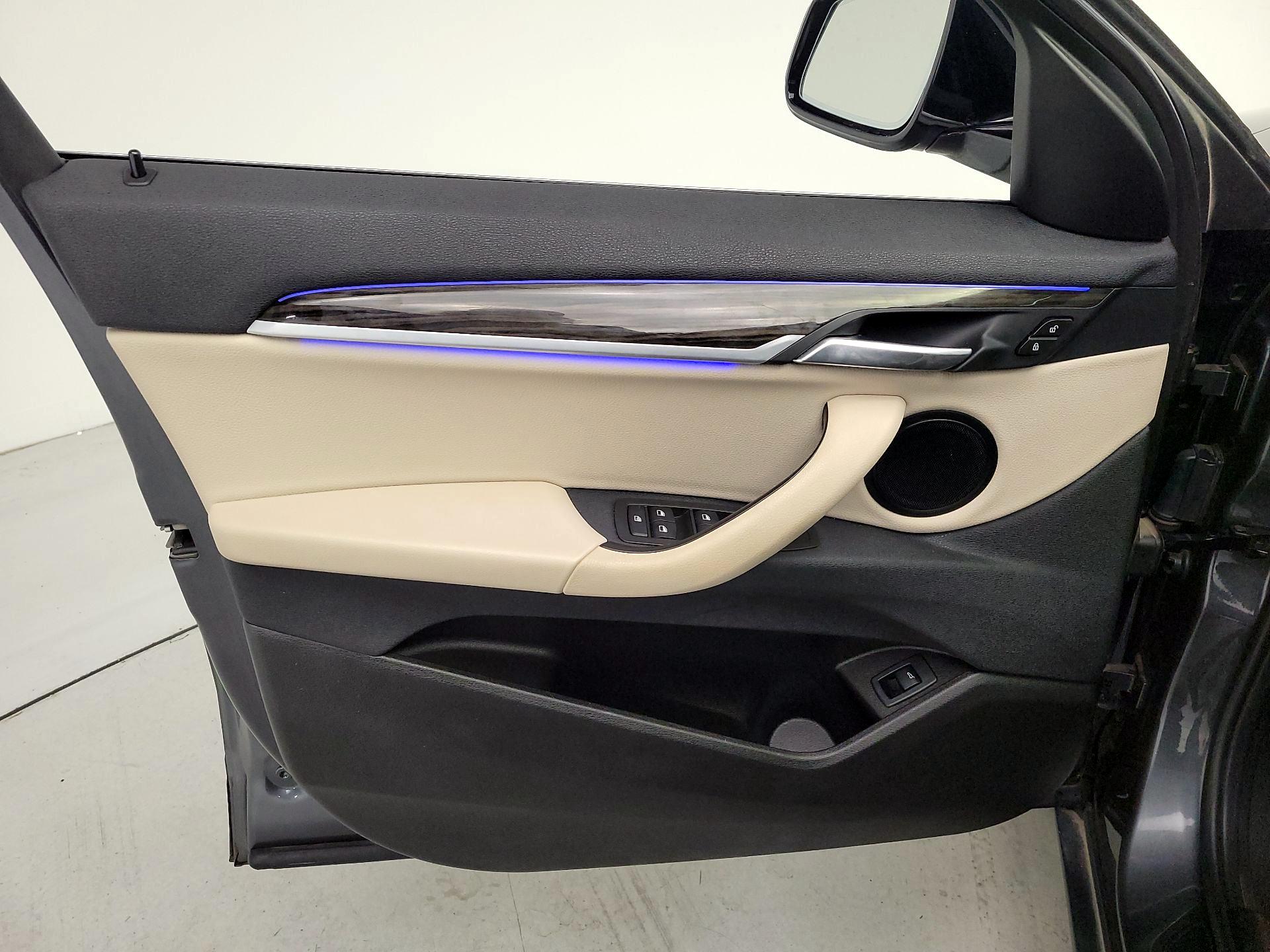 Thumbnail: 2020 BMW X2 - 12