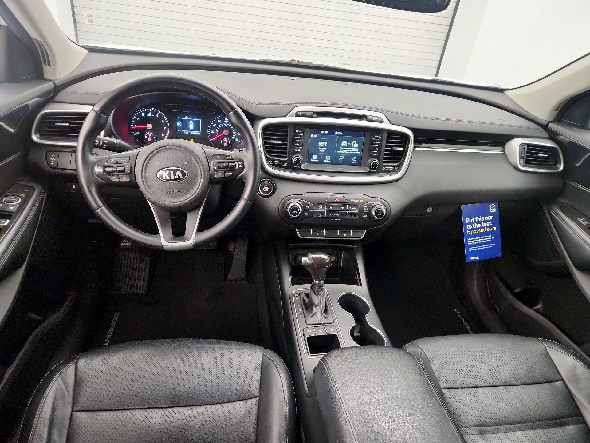 Thumbnail: 2017 Kia Sorento - 9