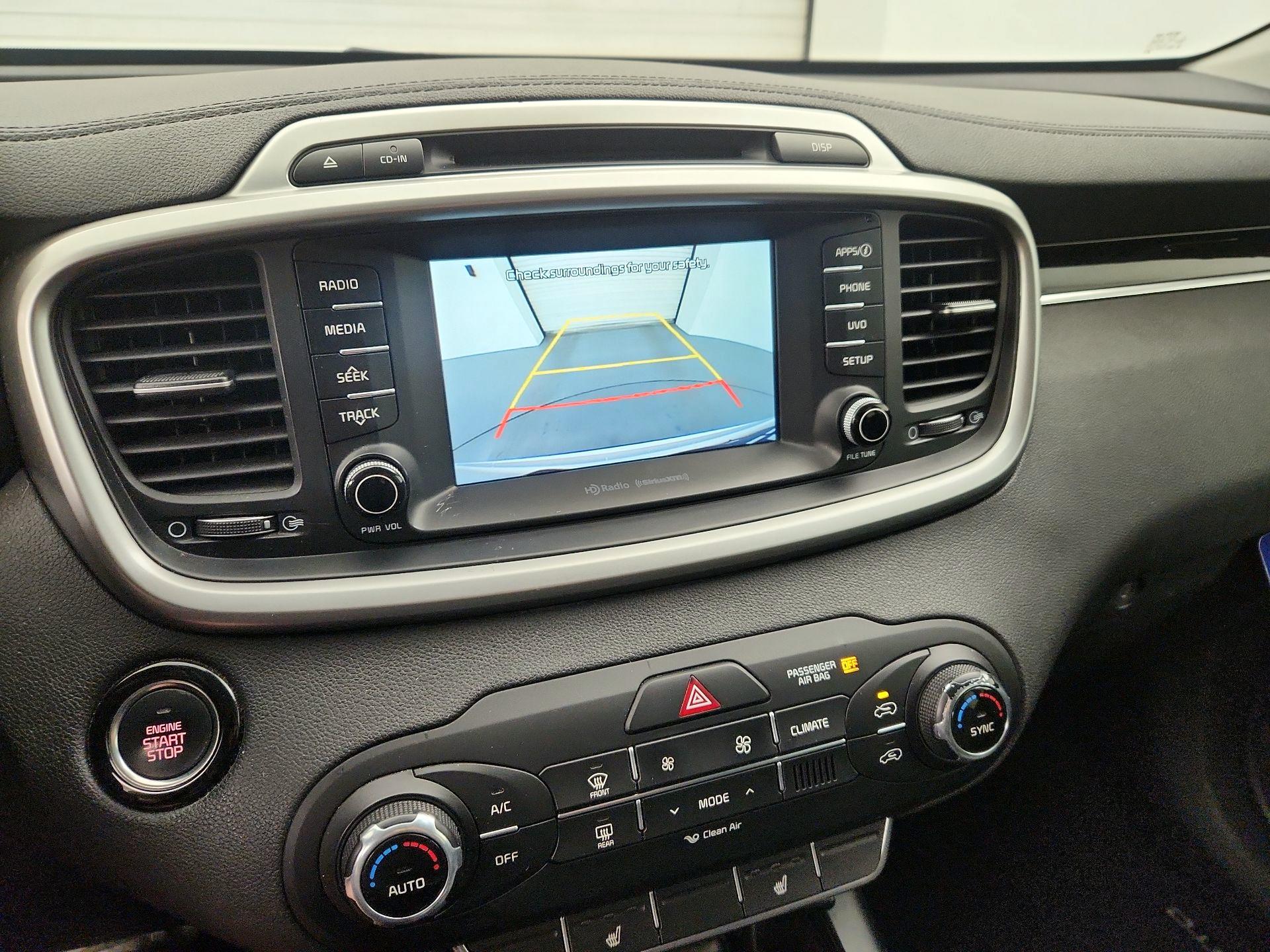 Thumbnail: 2017 Kia Sorento - 13