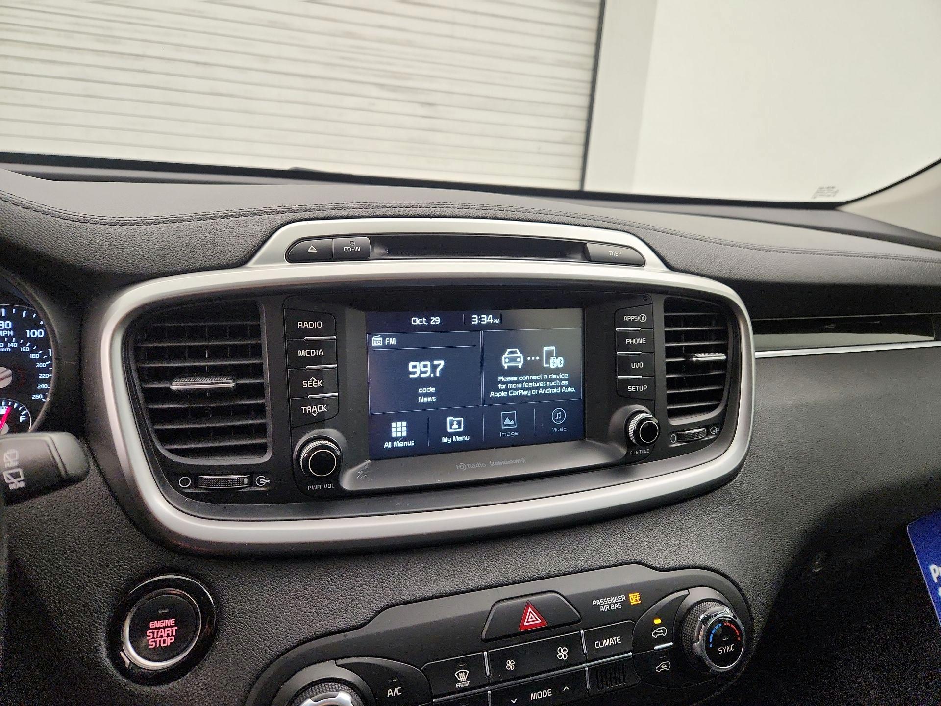 Thumbnail: 2017 Kia Sorento - 14