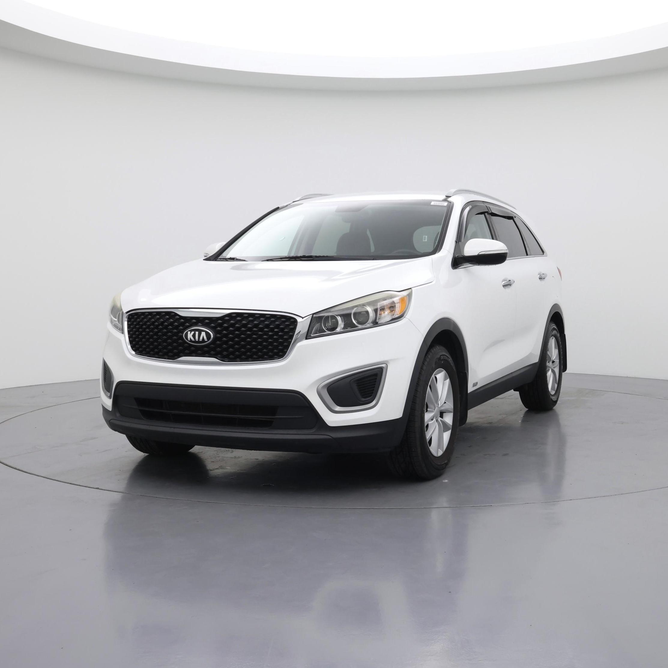 Thumbnail: 2017 Kia Sorento - 4