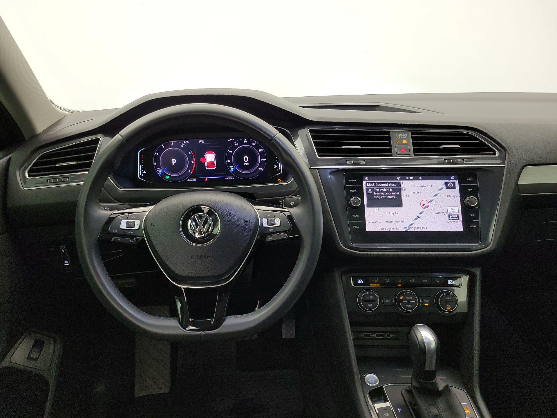 Thumbnail: 2020 Volkswagen Tiguan - 10