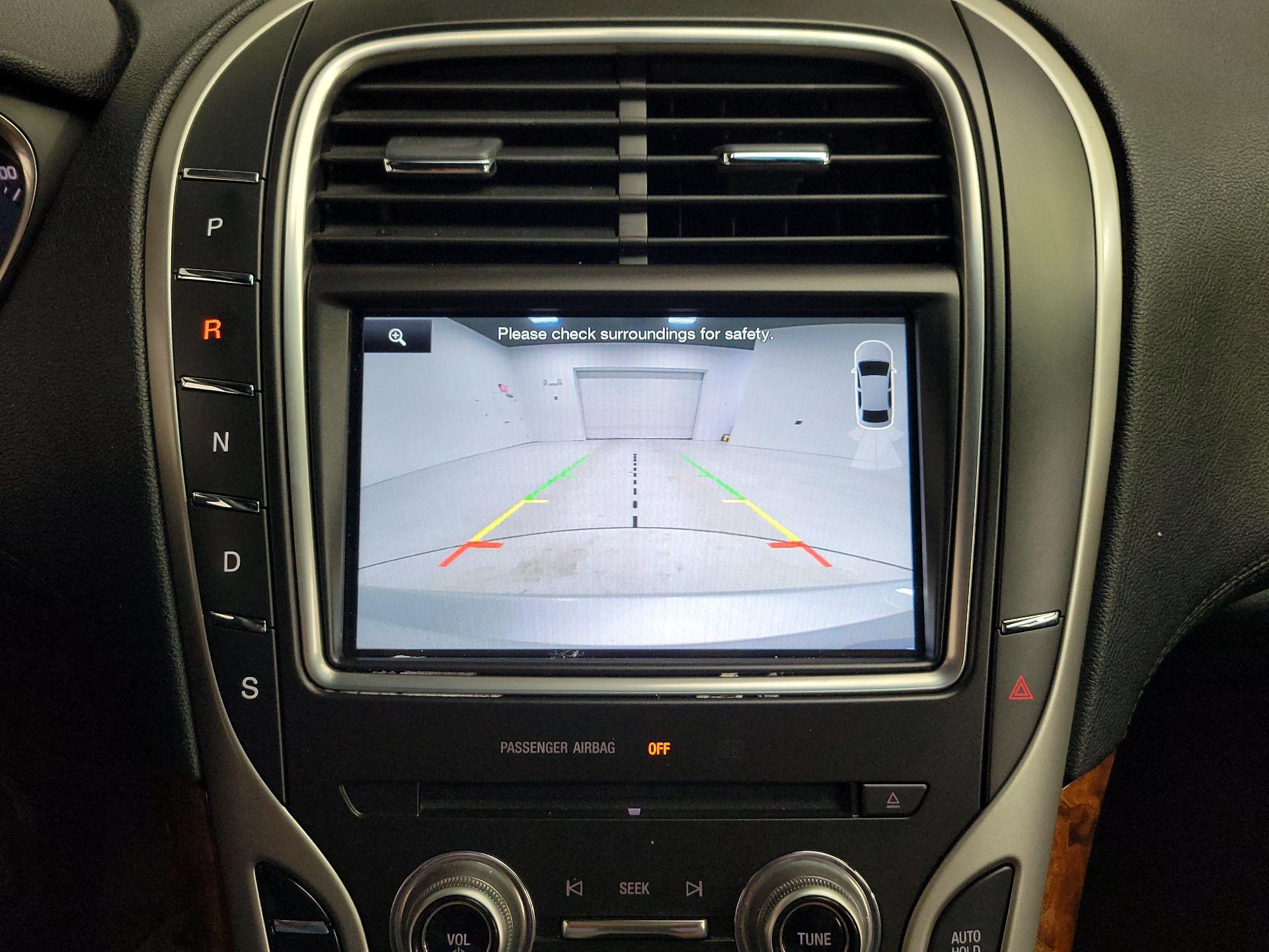 Thumbnail: 2016 Lincoln MKX - 14