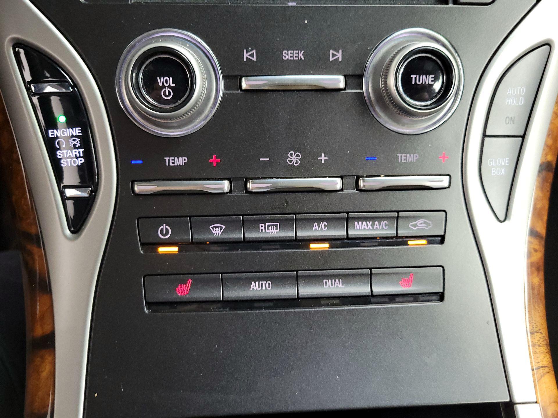 Thumbnail: 2016 Lincoln MKX - 16