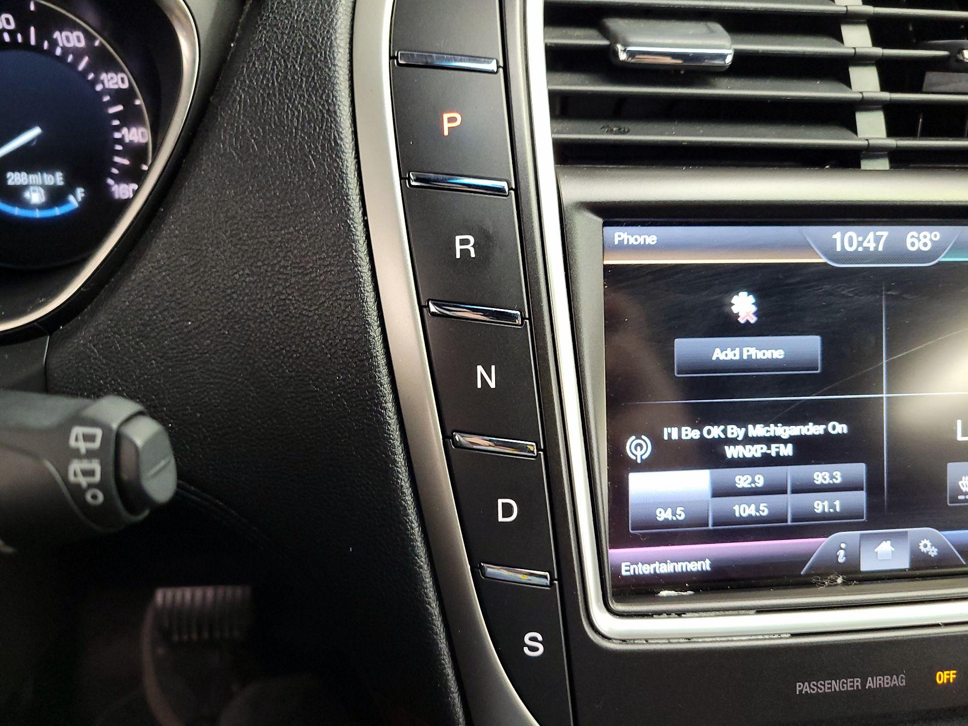Thumbnail: 2016 Lincoln MKX - 17