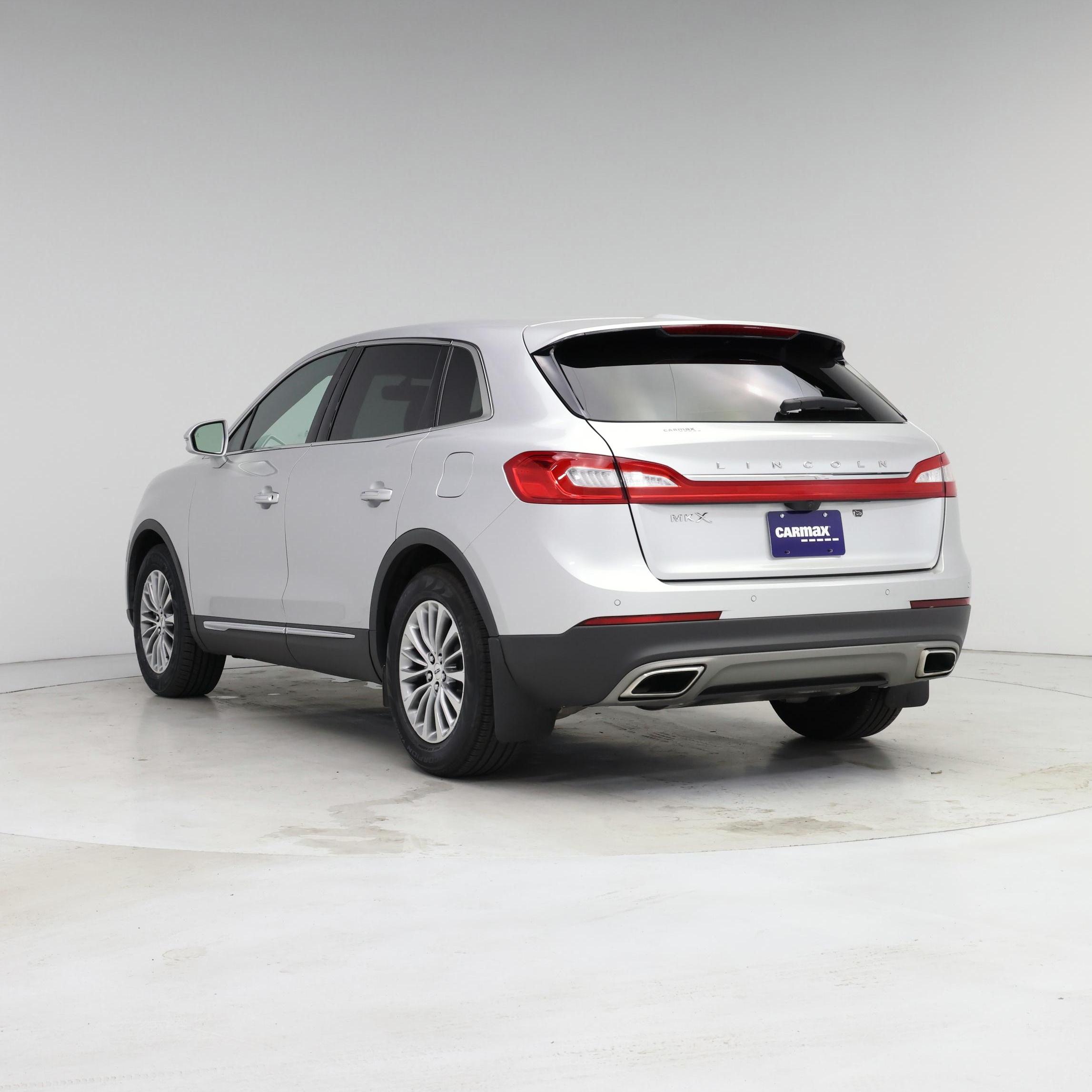 Thumbnail: 2016 Lincoln MKX - 2
