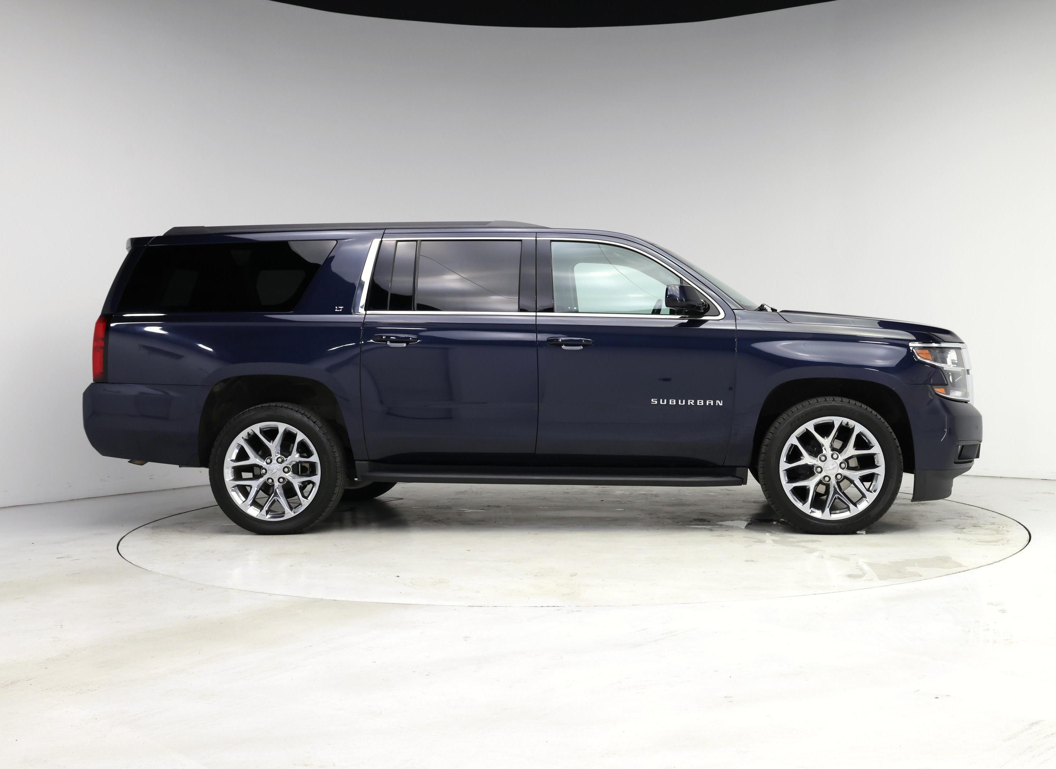 Thumbnail: 2020 Chevrolet Suburban - 7