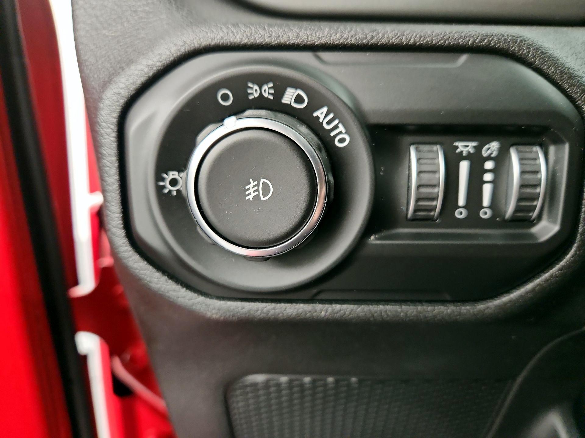 Thumbnail: 2021 Jeep Wrangler - 13