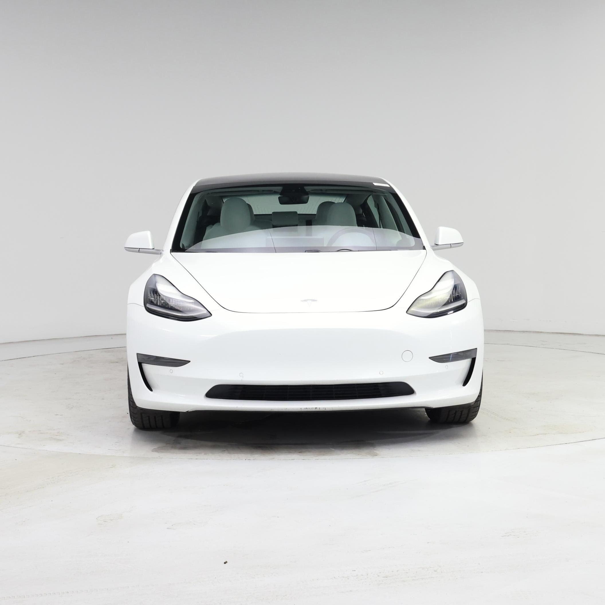 Thumbnail: 2019 Tesla Model 3 - 5
