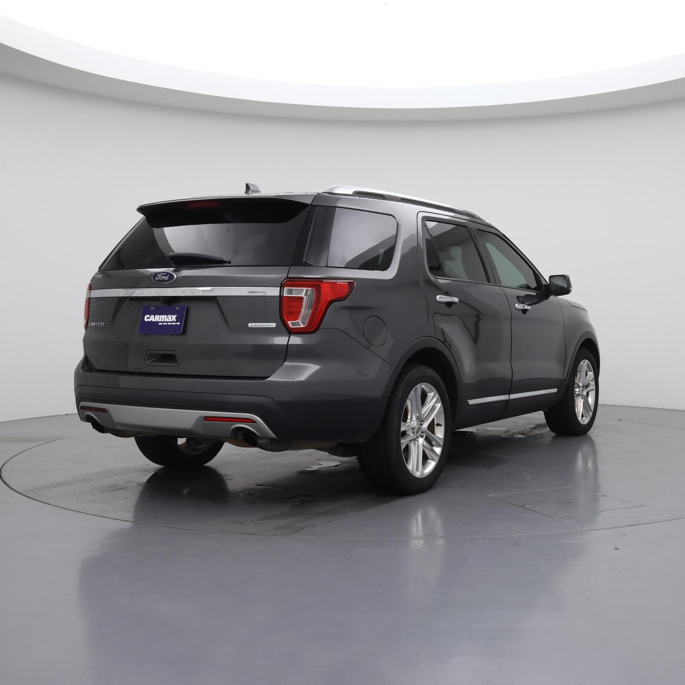 Thumbnail: 2017 Ford Explorer - 8