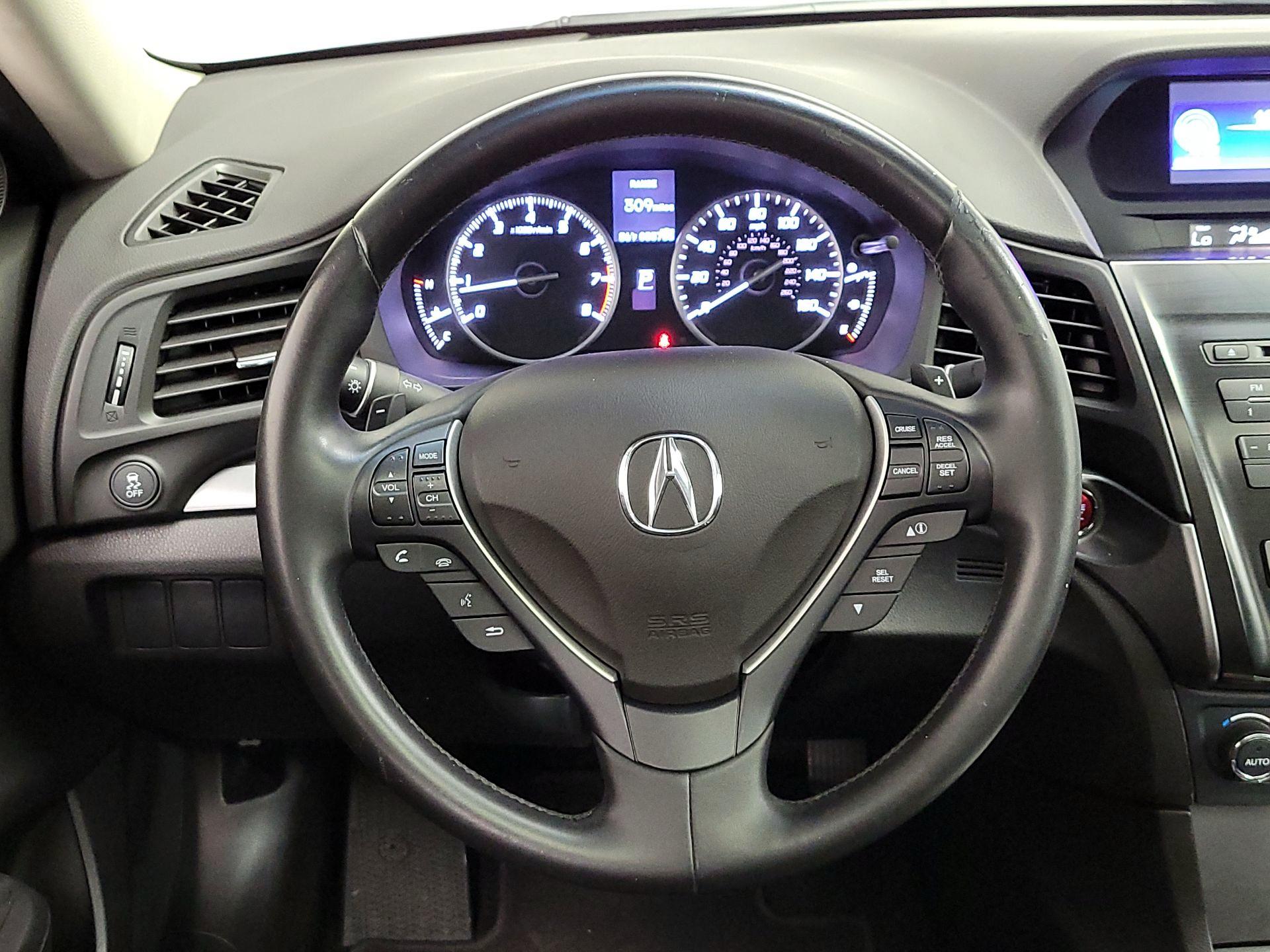 Thumbnail: 2015 Acura ILX - 10