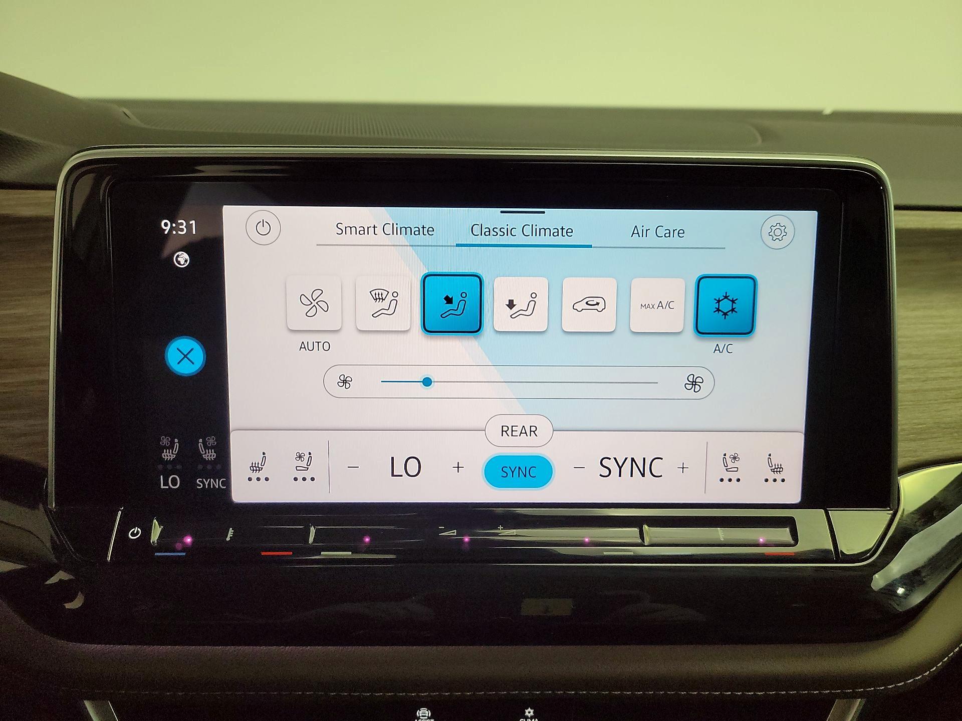 Thumbnail: 2025 Volkswagen Atlas - 17