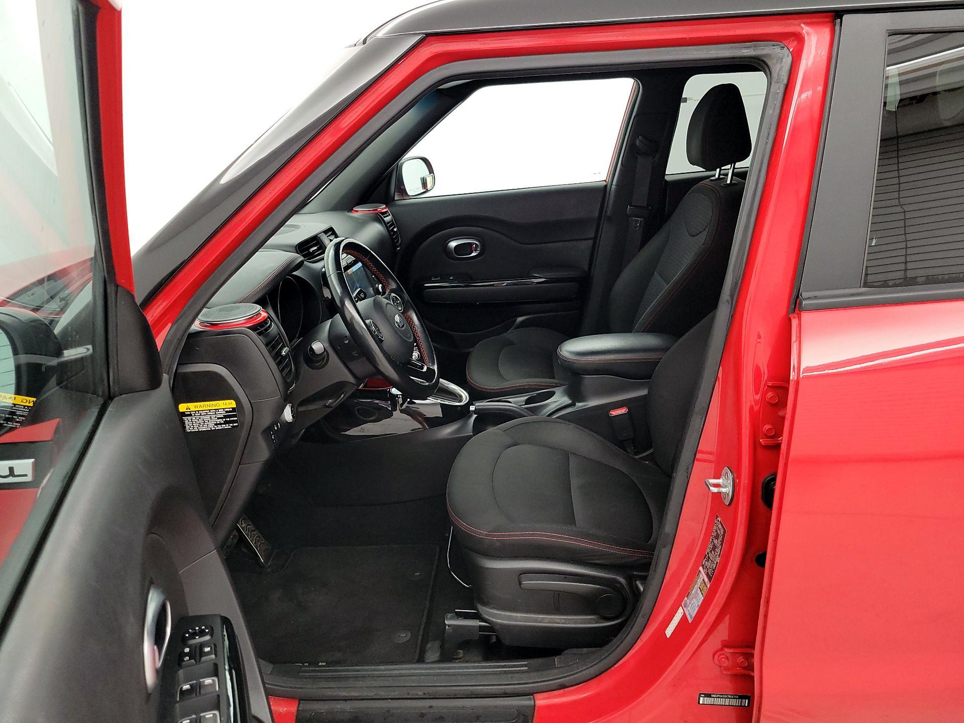Thumbnail: 2019 Kia Soul - 11
