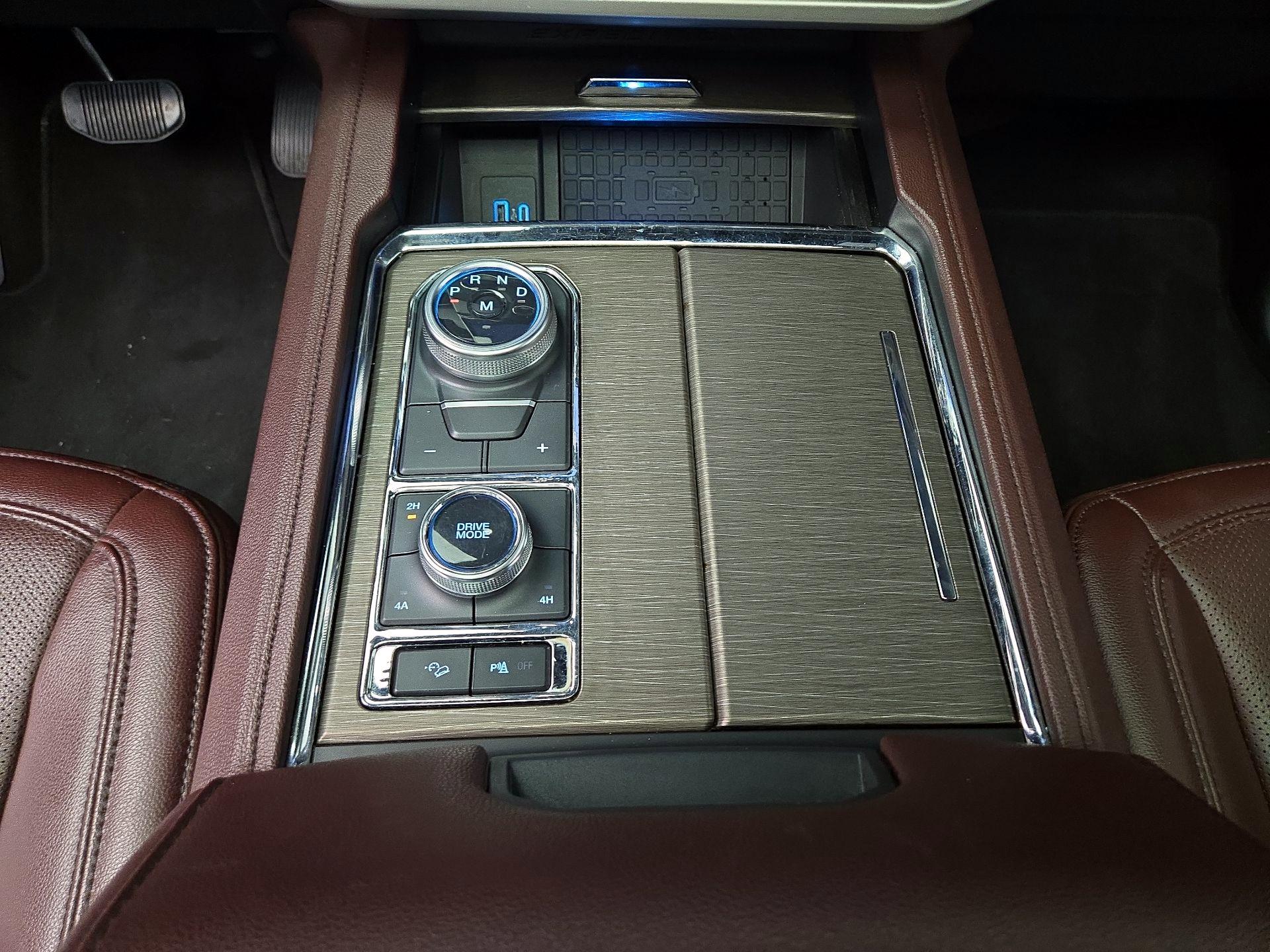Thumbnail: 2024 Ford Expedition - 18