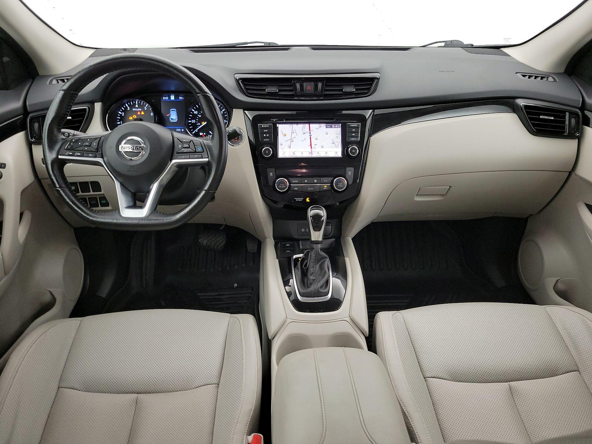 Thumbnail: 2022 Nissan Rogue Sport - 9