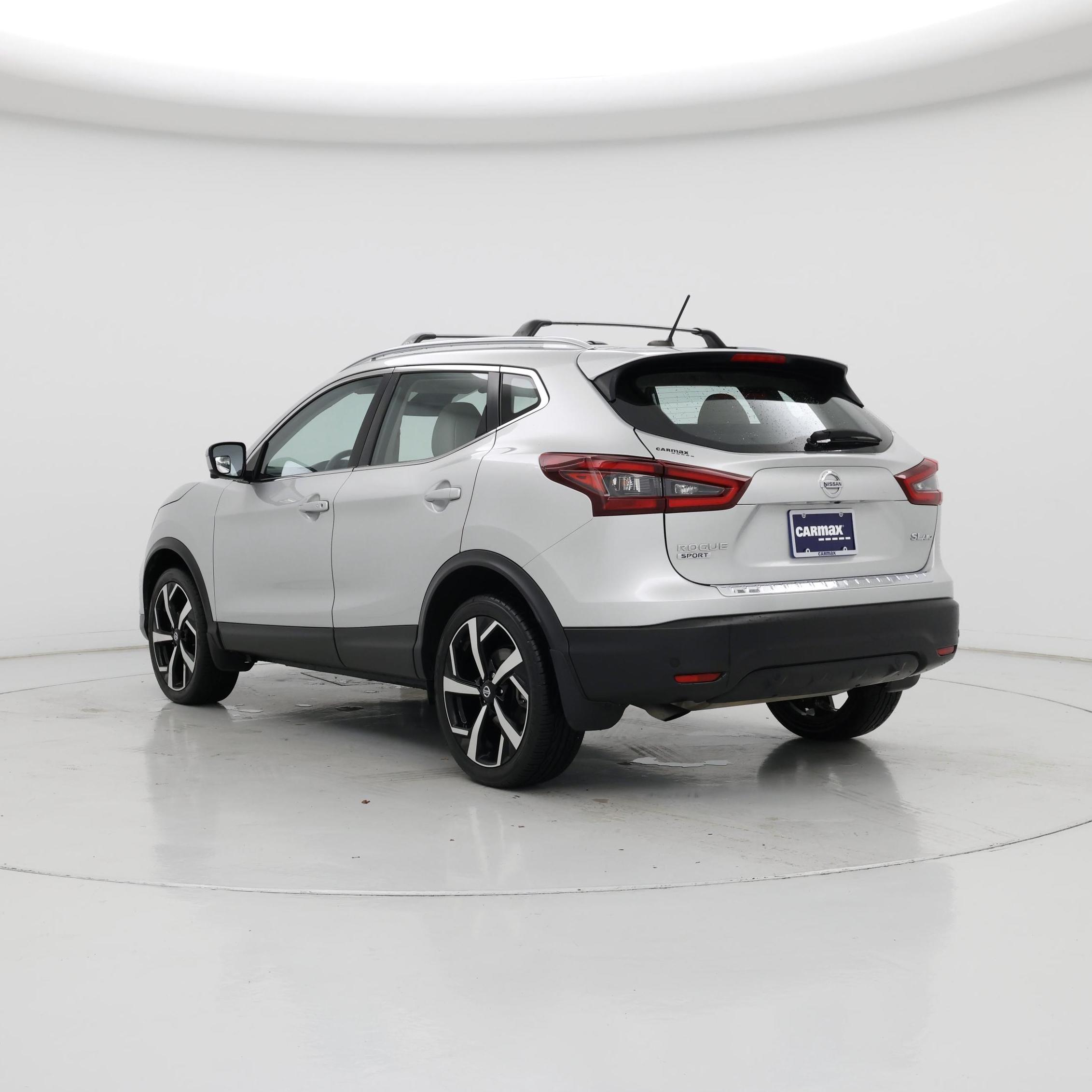 Thumbnail: 2022 Nissan Rogue Sport - 2