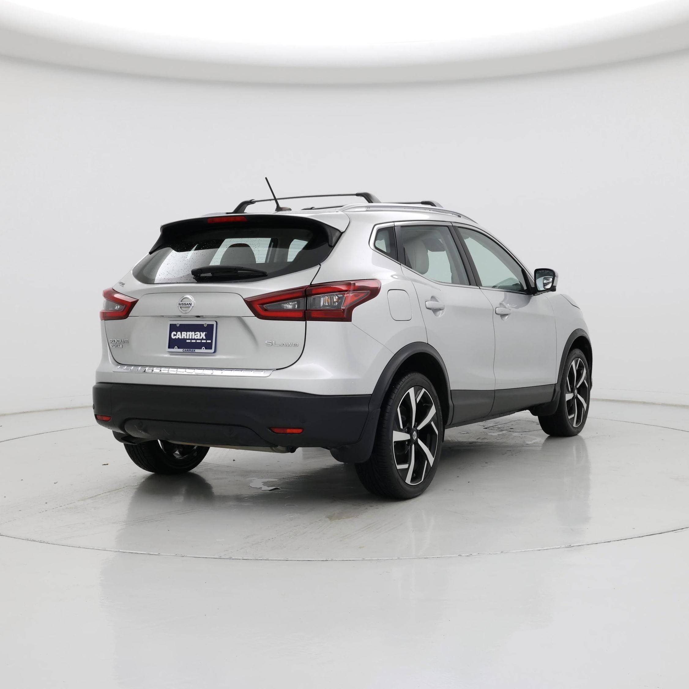 Thumbnail: 2022 Nissan Rogue Sport - 8