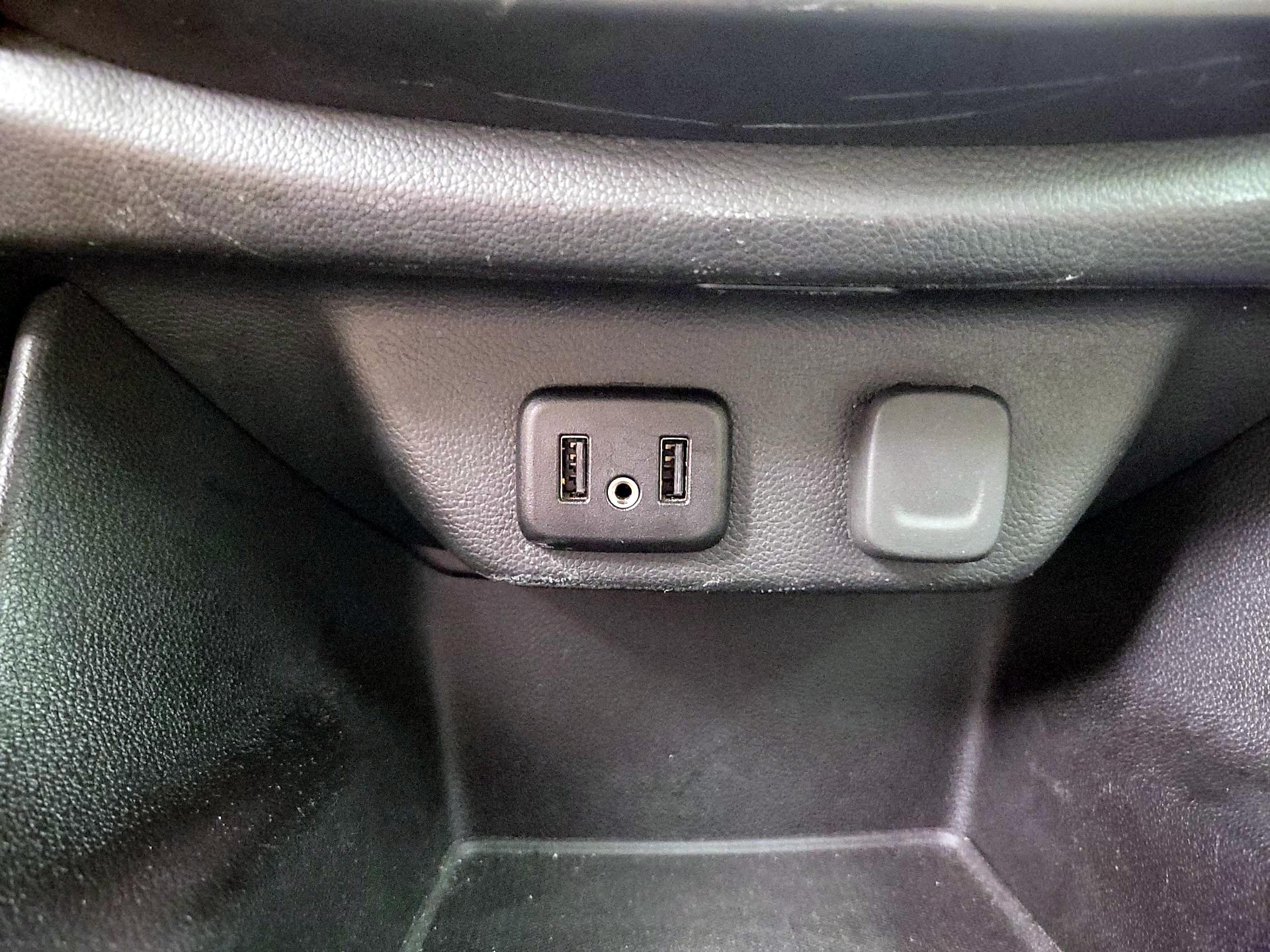 Thumbnail: 2023 Chevrolet Traverse - 18