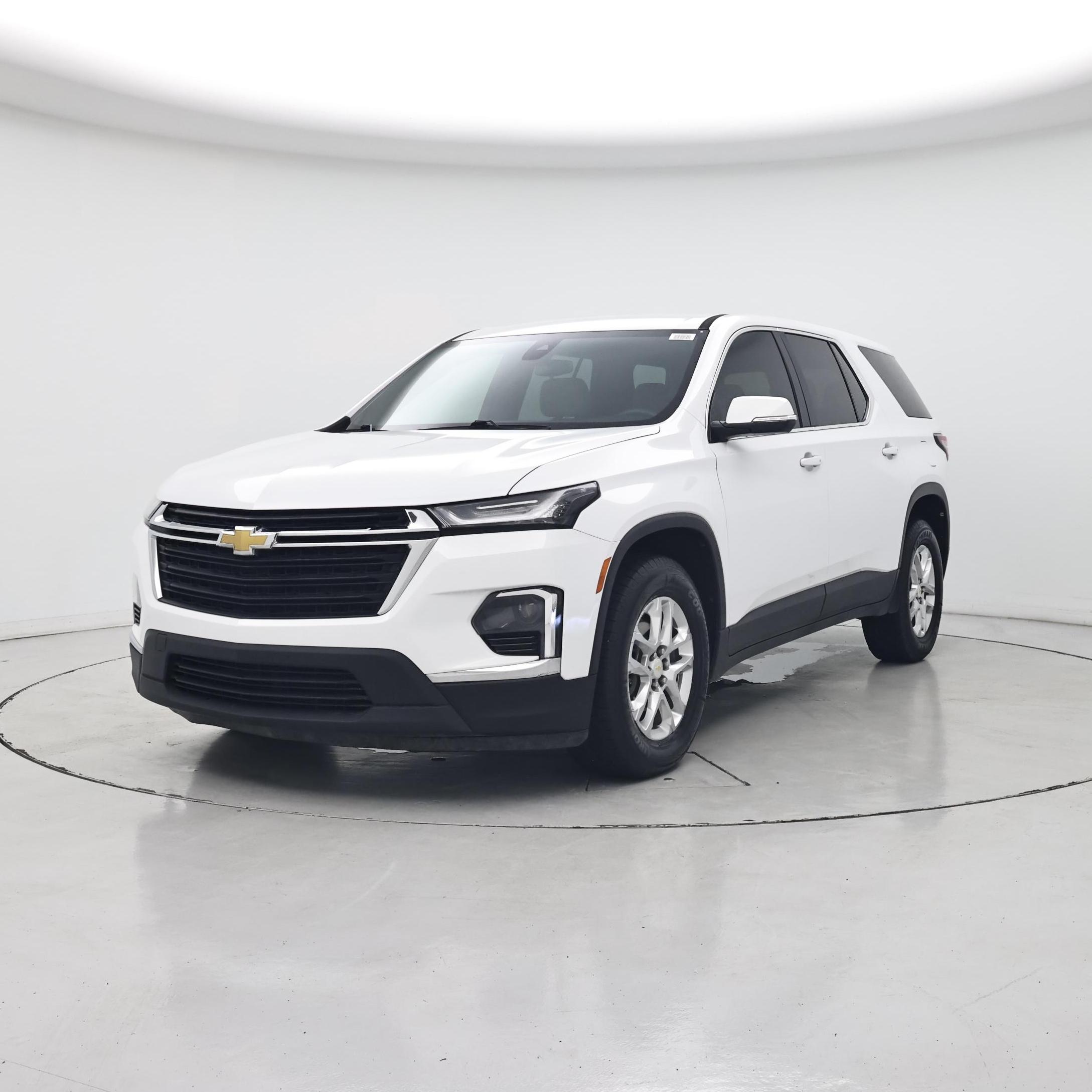 Thumbnail: 2023 Chevrolet Traverse - 4