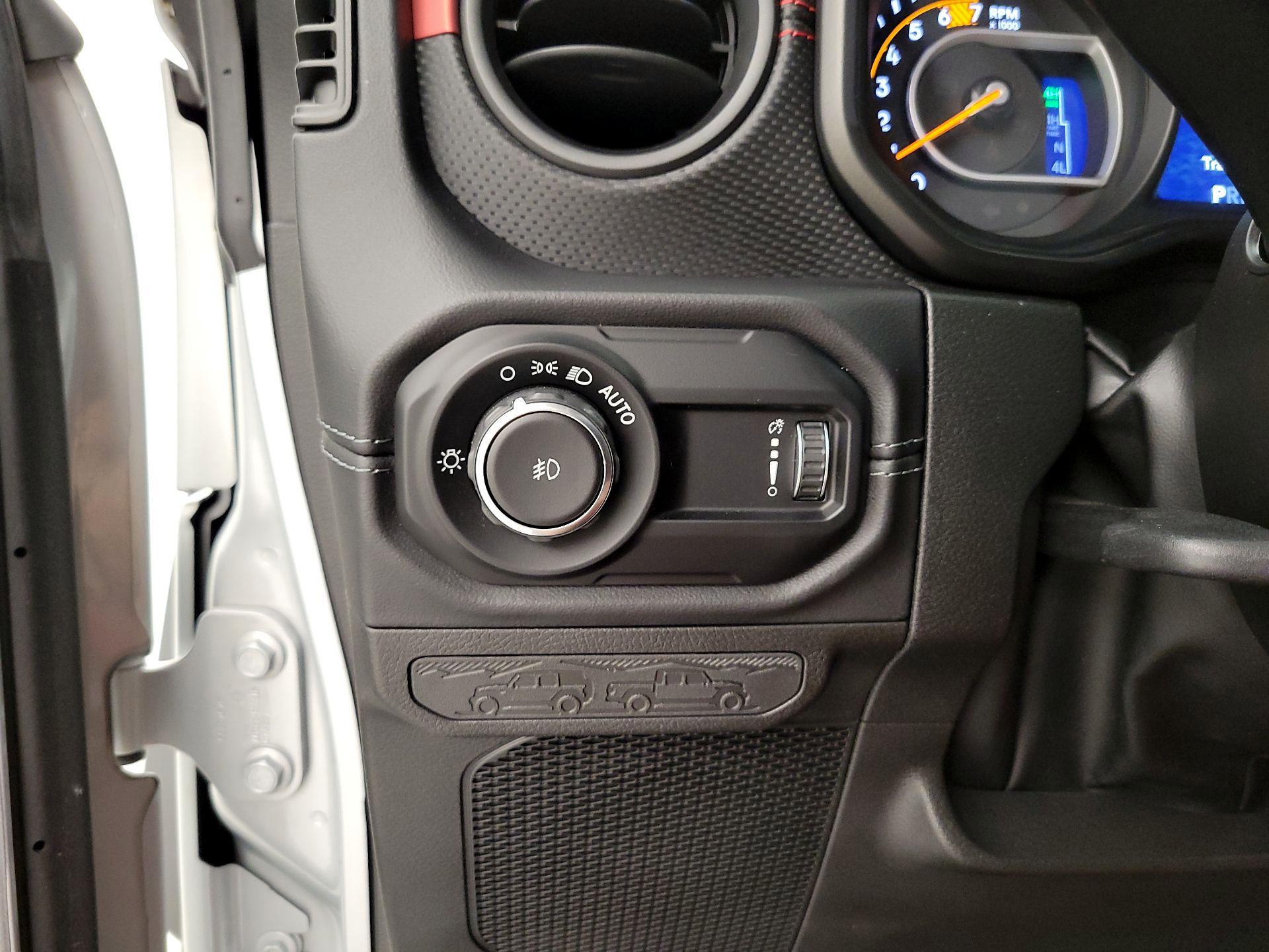 Thumbnail: 2024 Jeep Wrangler - 13