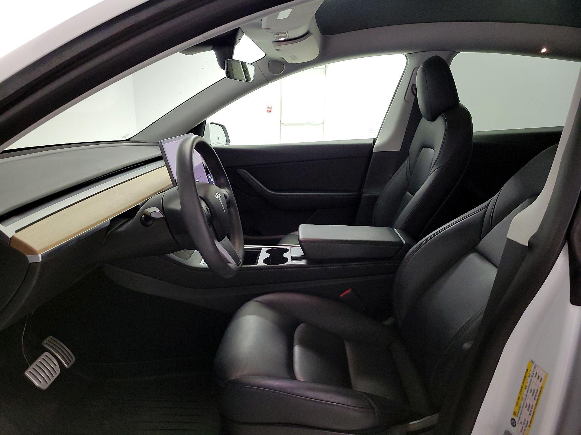 Thumbnail: 2022 Tesla Model Y - 11