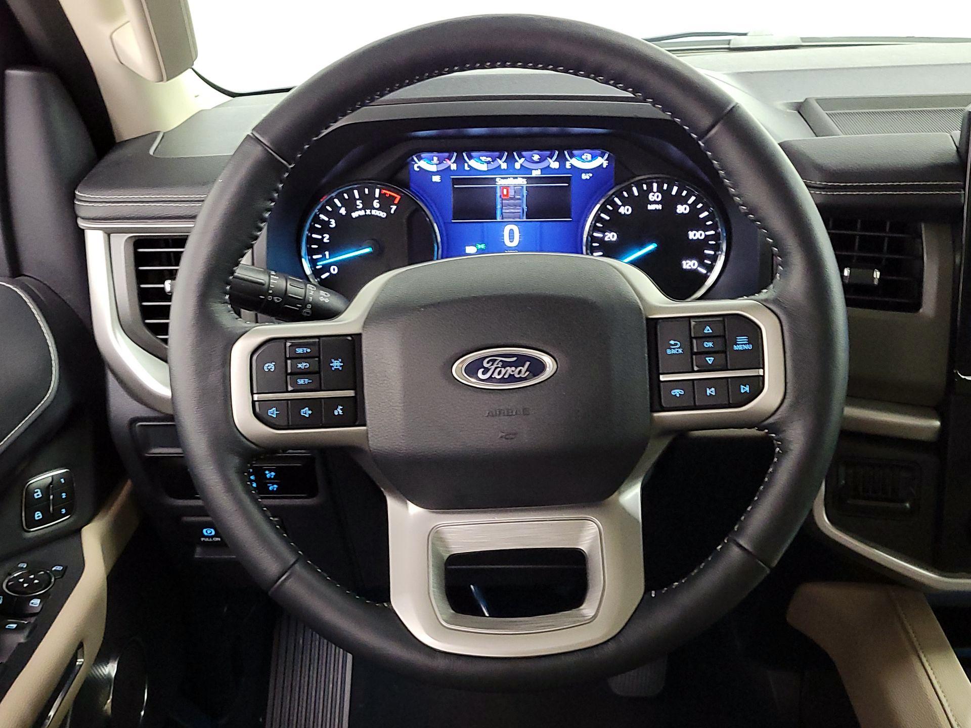 Thumbnail: 2023 Ford Expedition - 10