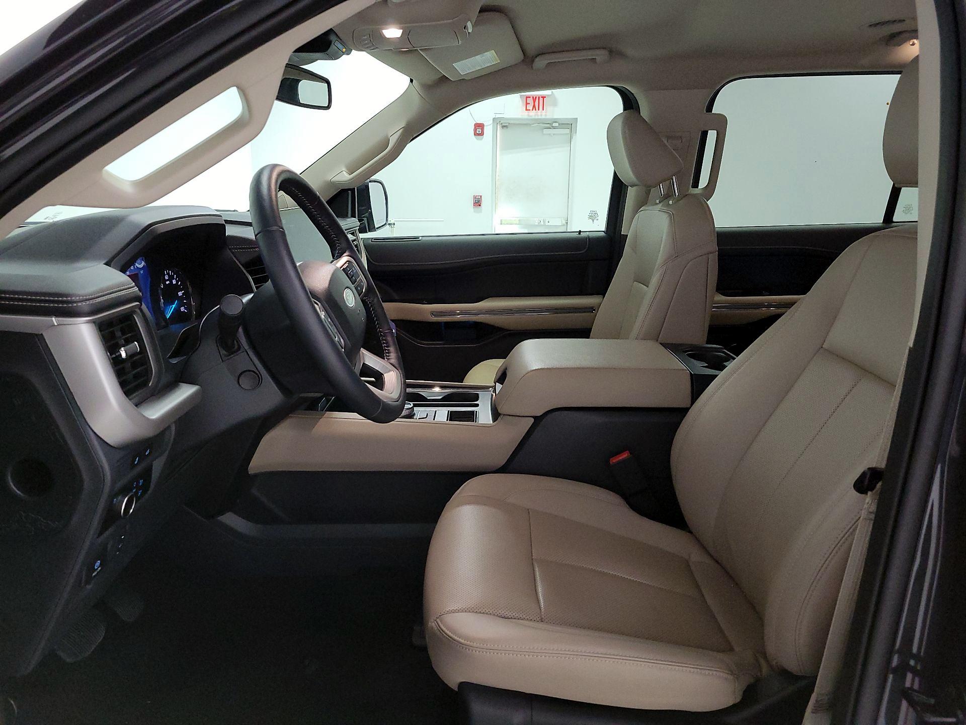 Thumbnail: 2023 Ford Expedition - 11