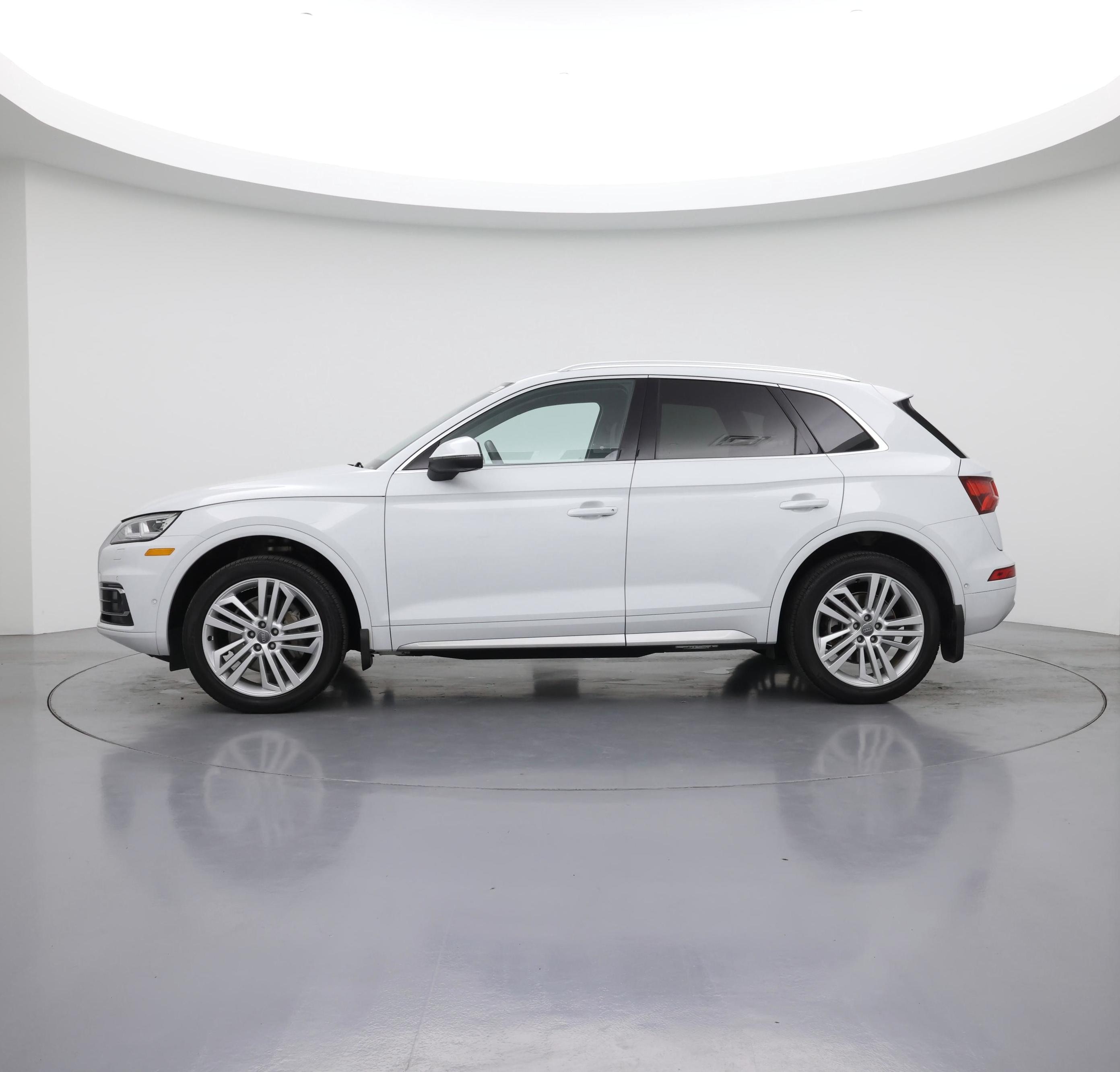 Thumbnail: 2019 Audi Q5 - 3