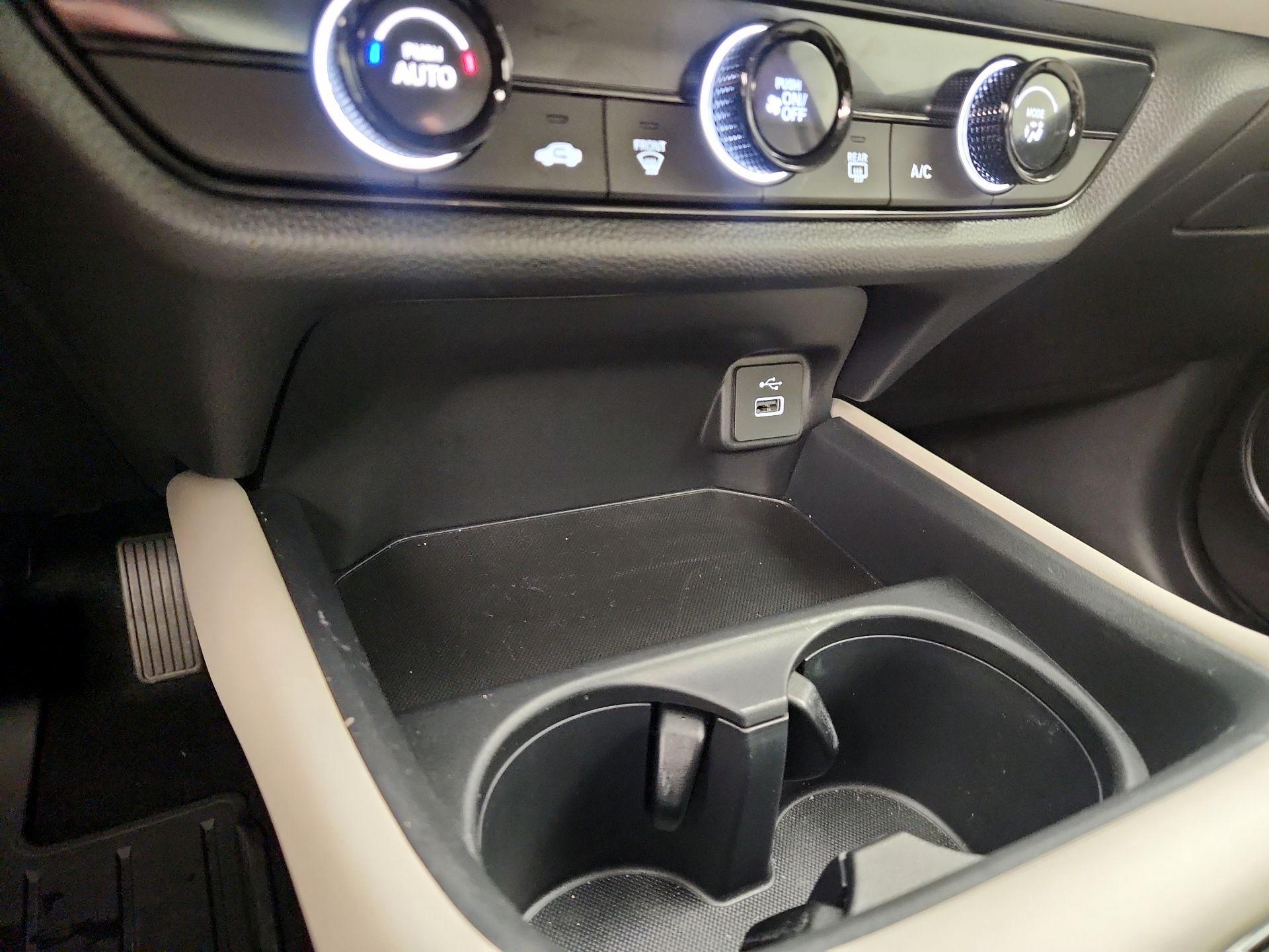 Thumbnail: 2025 Honda HR-V - 18