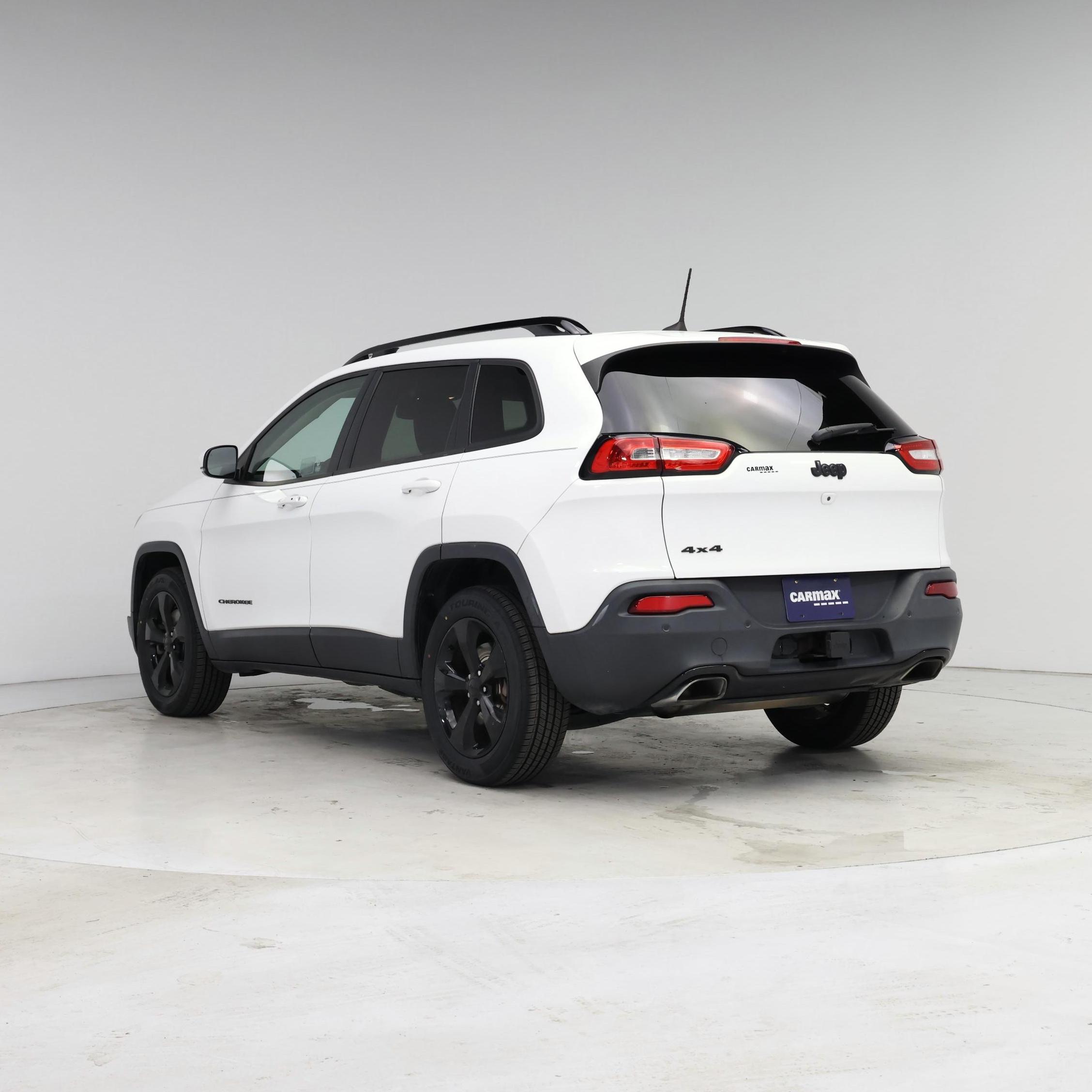 Thumbnail: 2017 Jeep Cherokee - 2