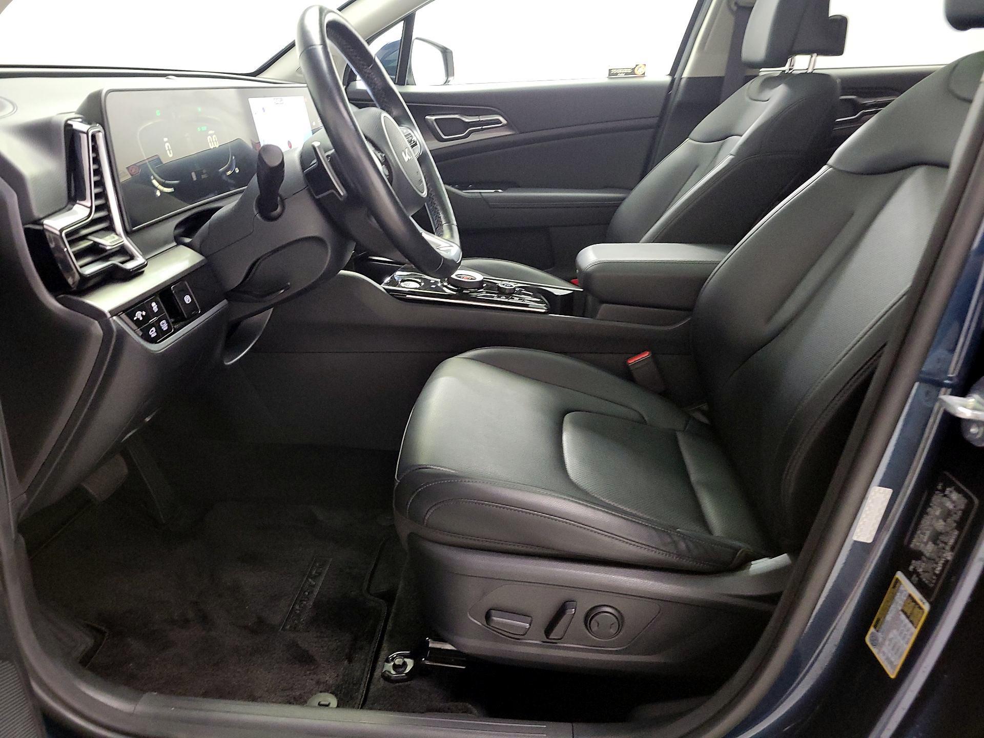 Thumbnail: 2023 Kia Sportage - 11