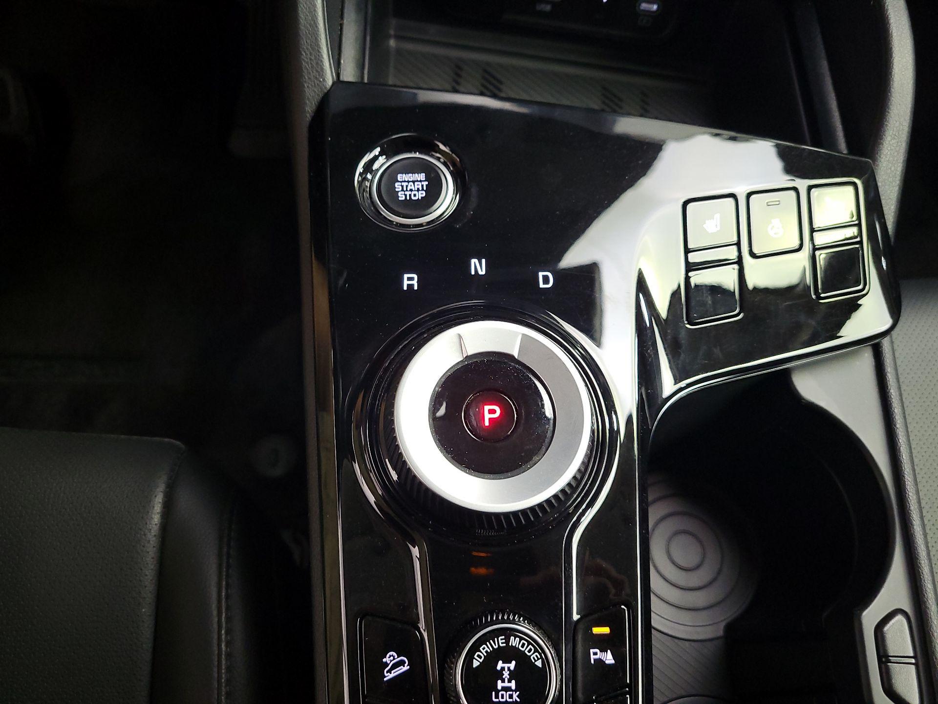 Thumbnail: 2023 Kia Sportage - 18