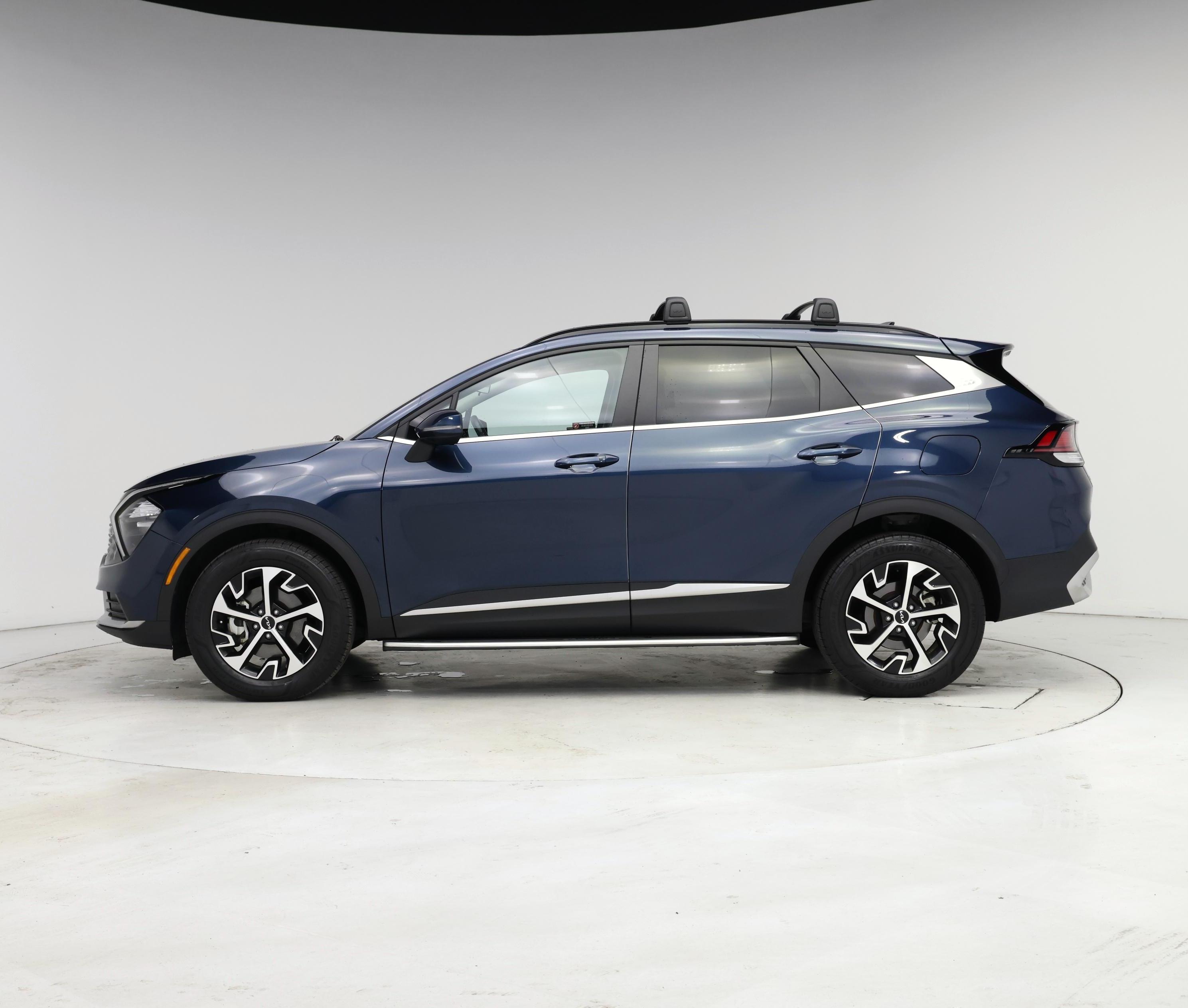 Thumbnail: 2023 Kia Sportage - 3