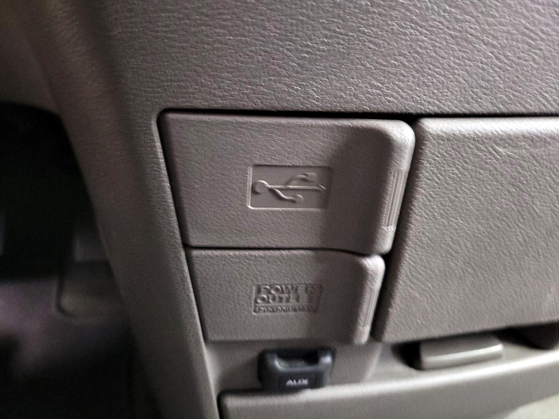 Thumbnail: 2016 Honda Odyssey - 18