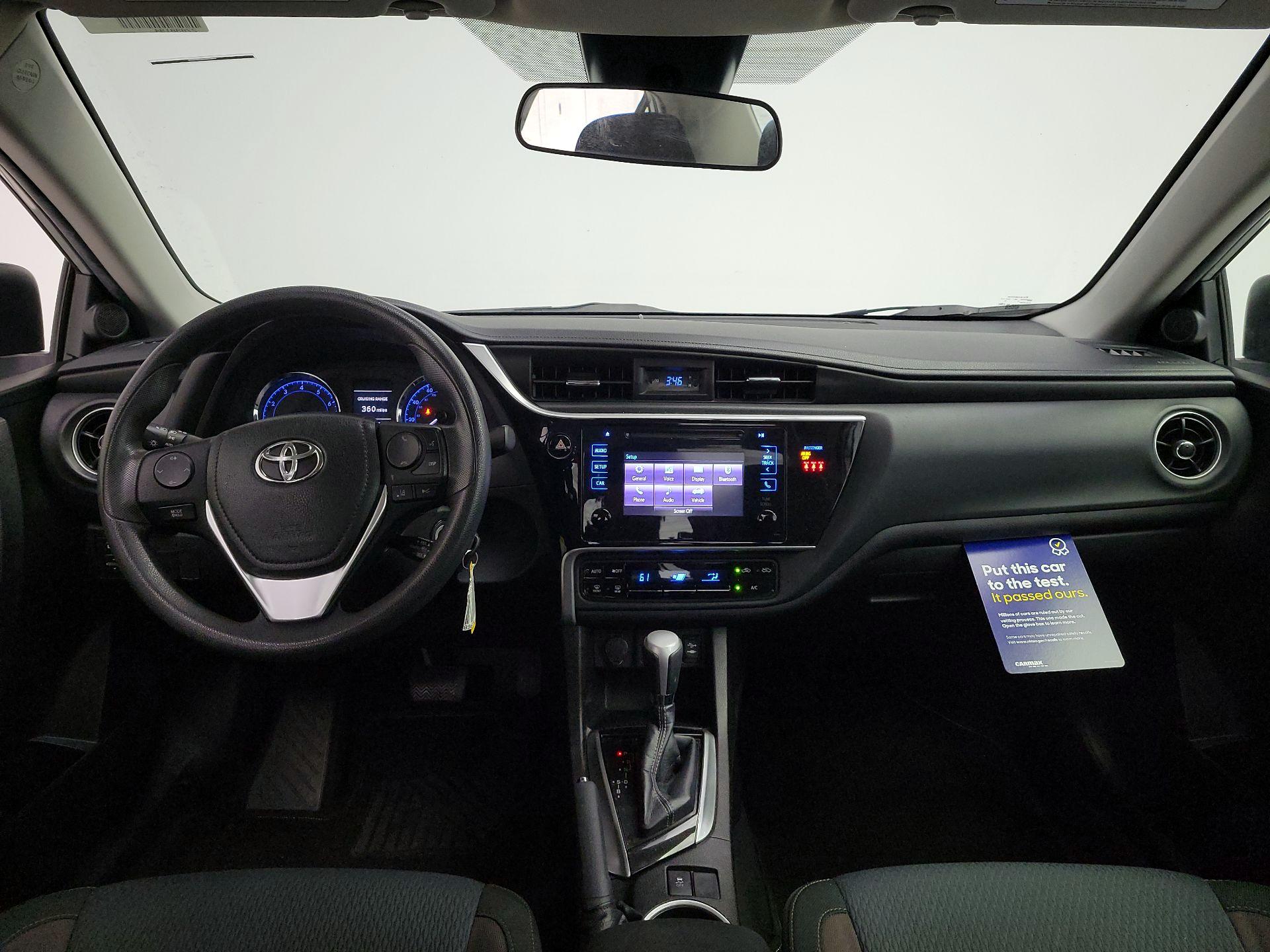 Thumbnail: 2018 Toyota Corolla - 9