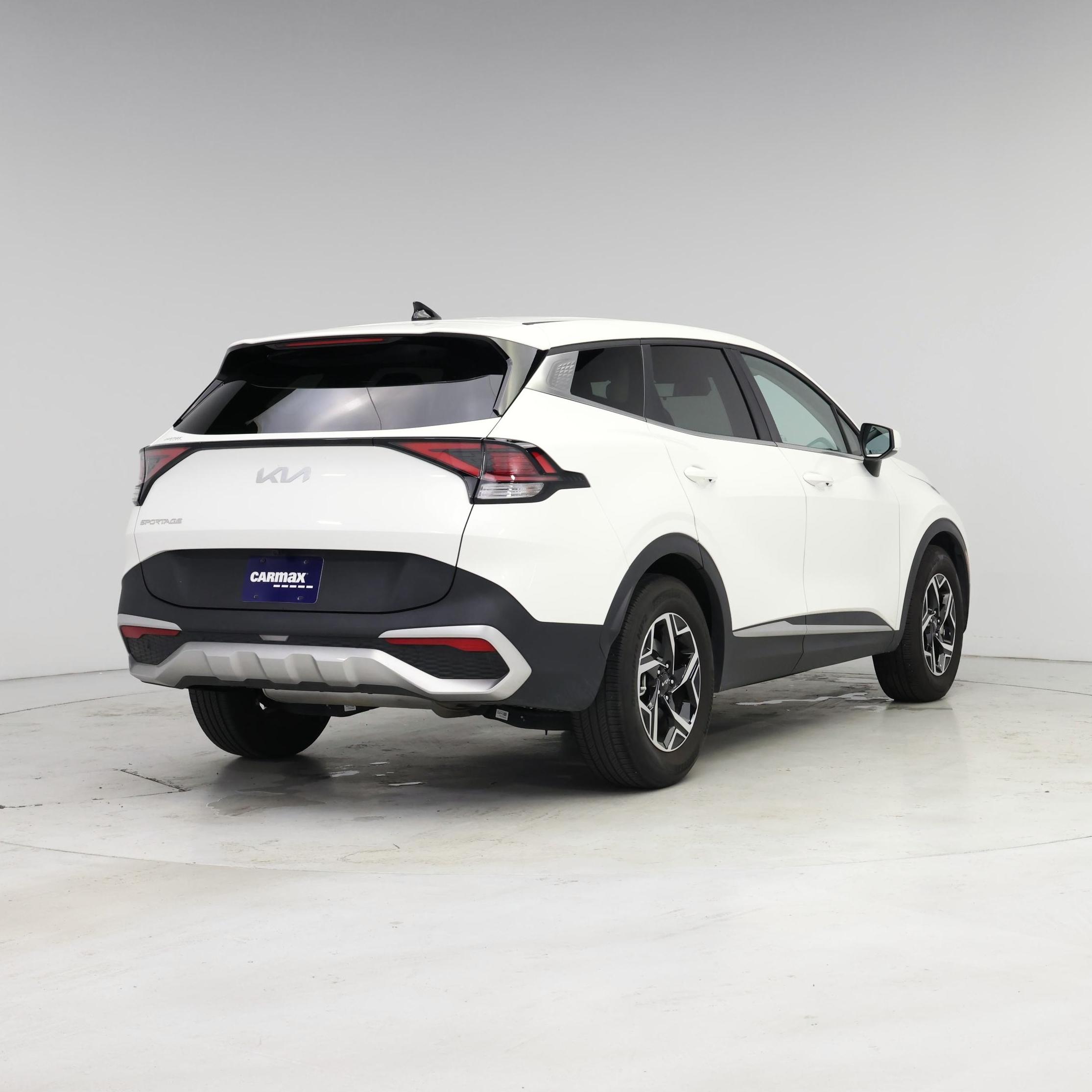 Thumbnail: 2024 Kia Sportage - 8