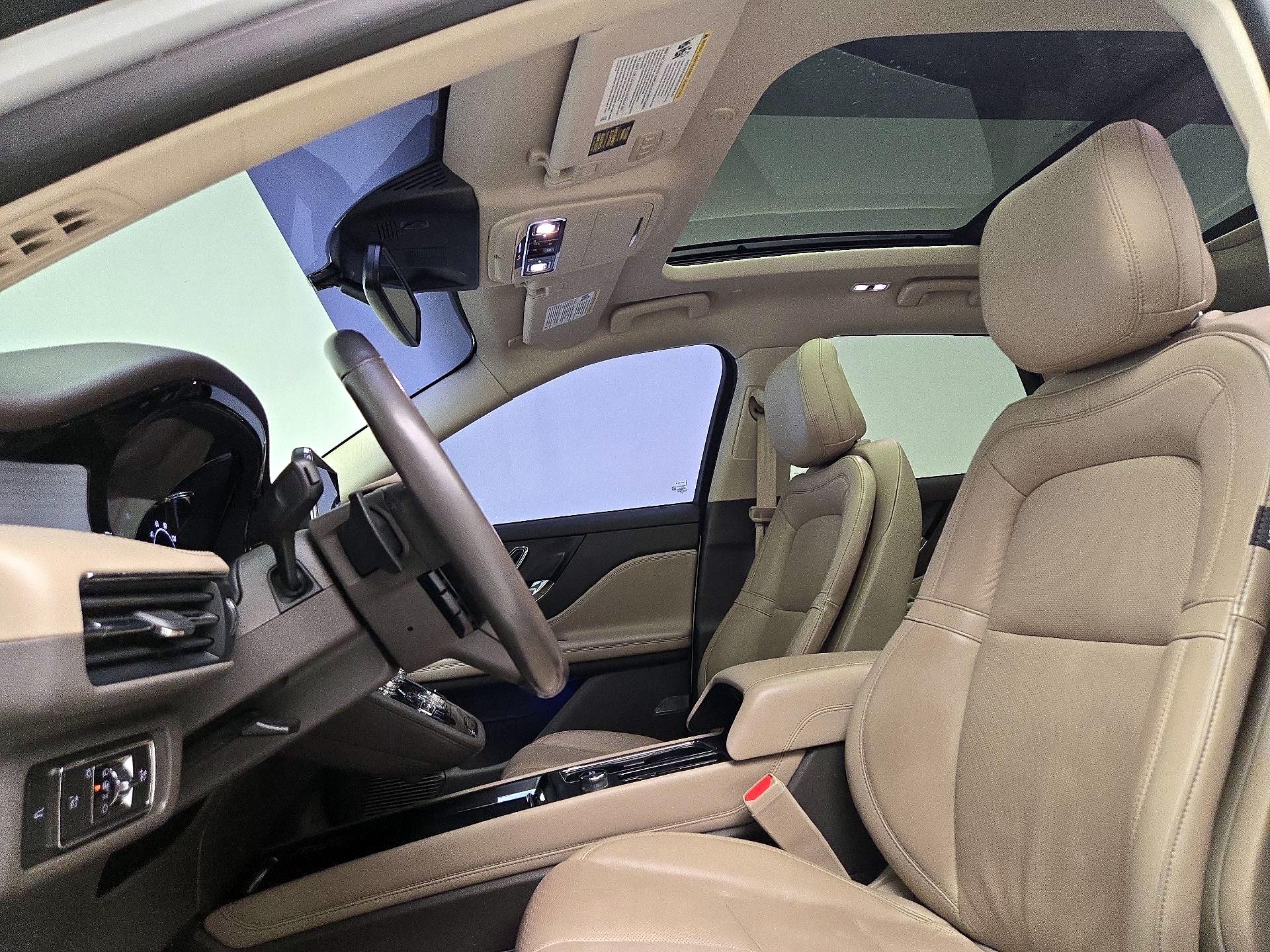 Thumbnail: 2020 Lincoln Corsair - 20