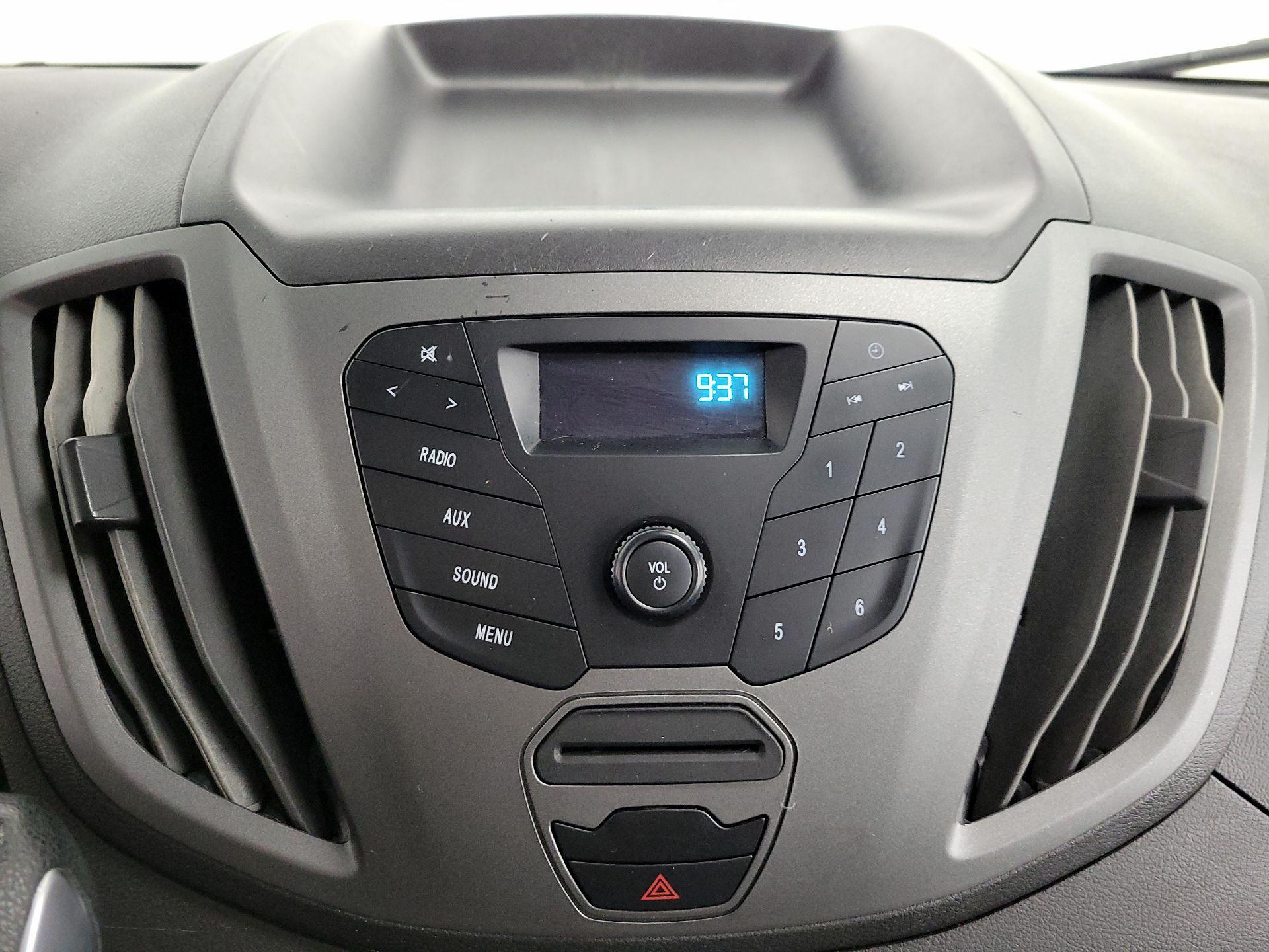 Thumbnail: 2019 Ford Transit Series - 14