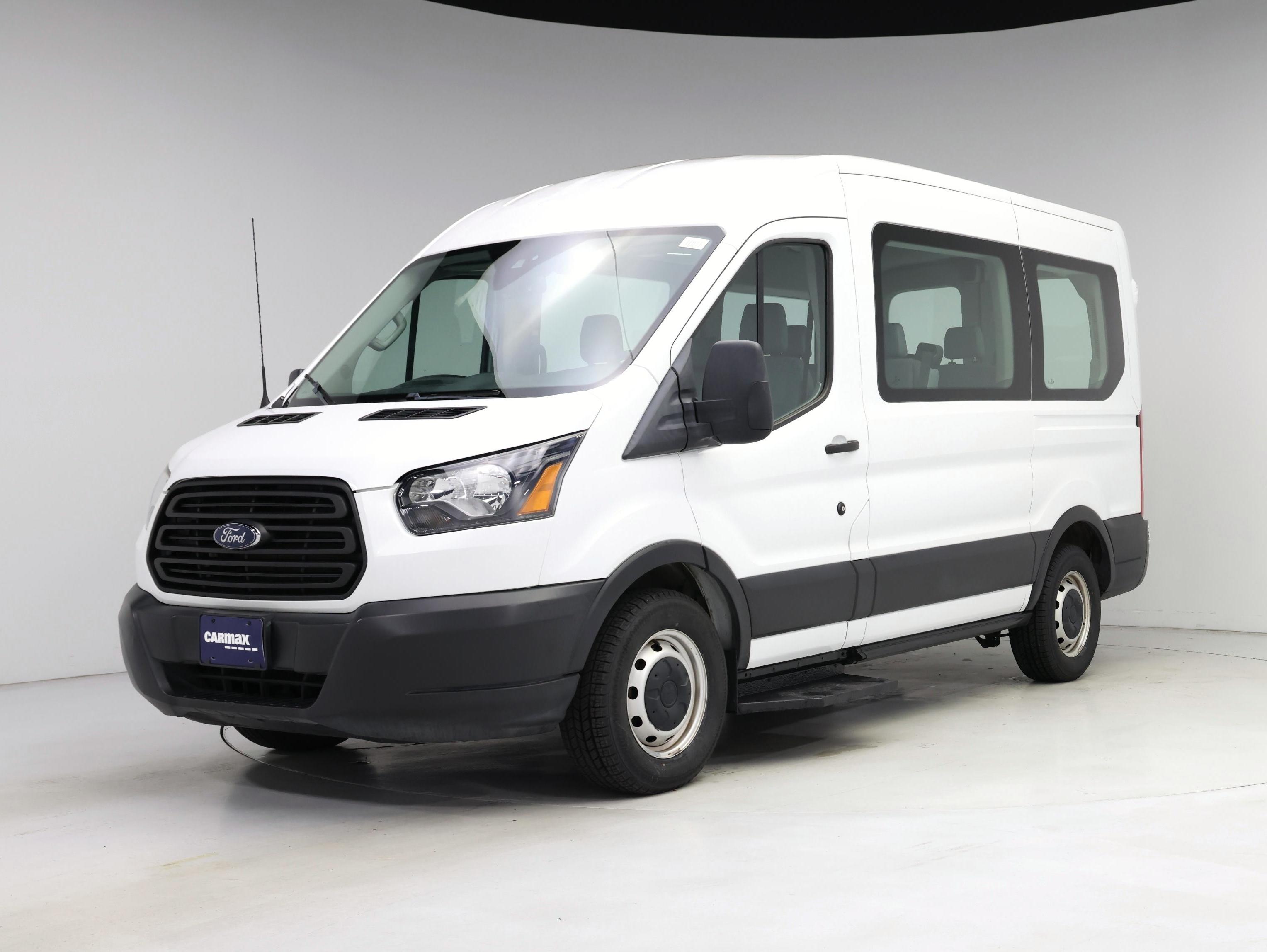 Thumbnail: 2019 Ford Transit Series - 4