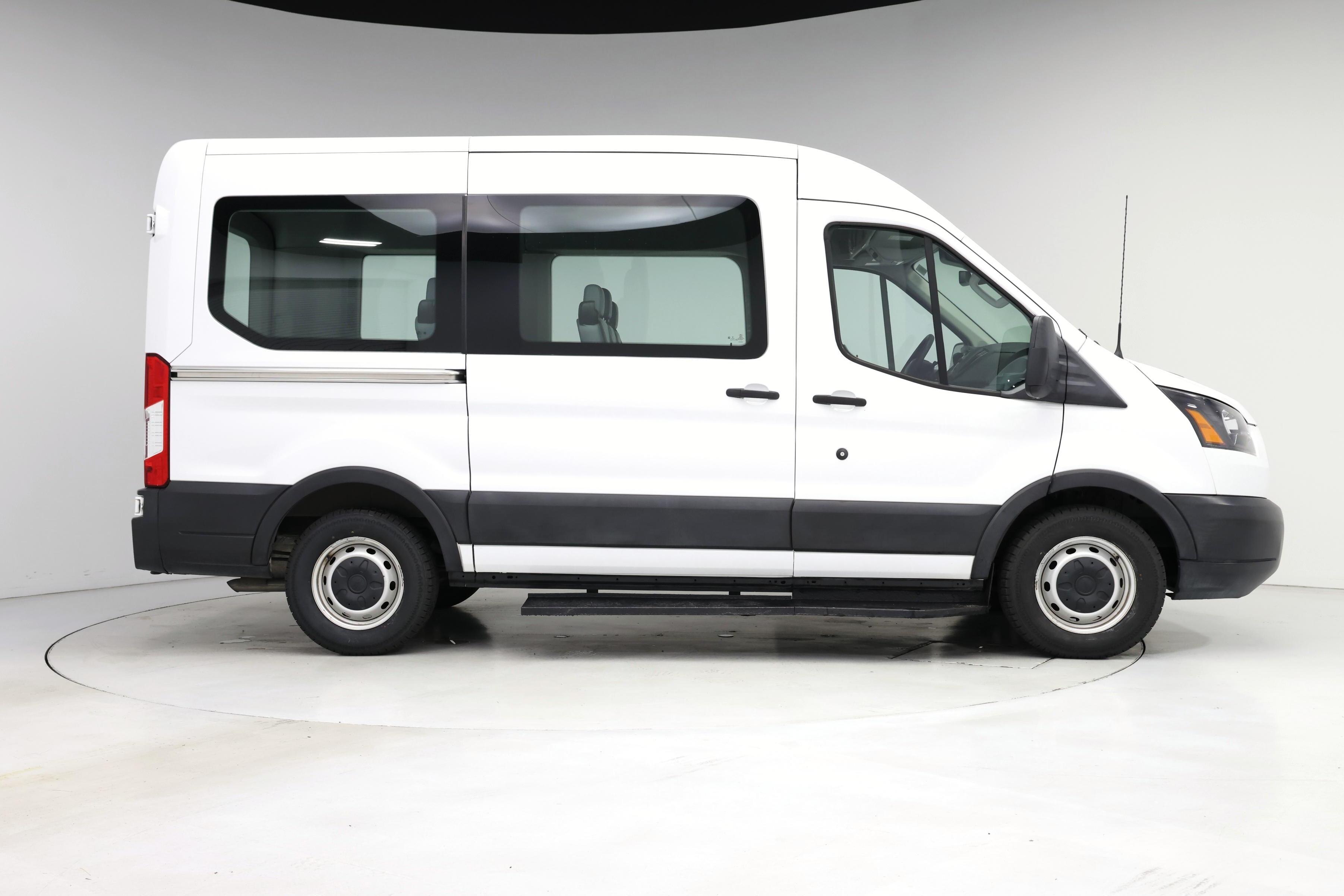 Thumbnail: 2019 Ford Transit Series - 7