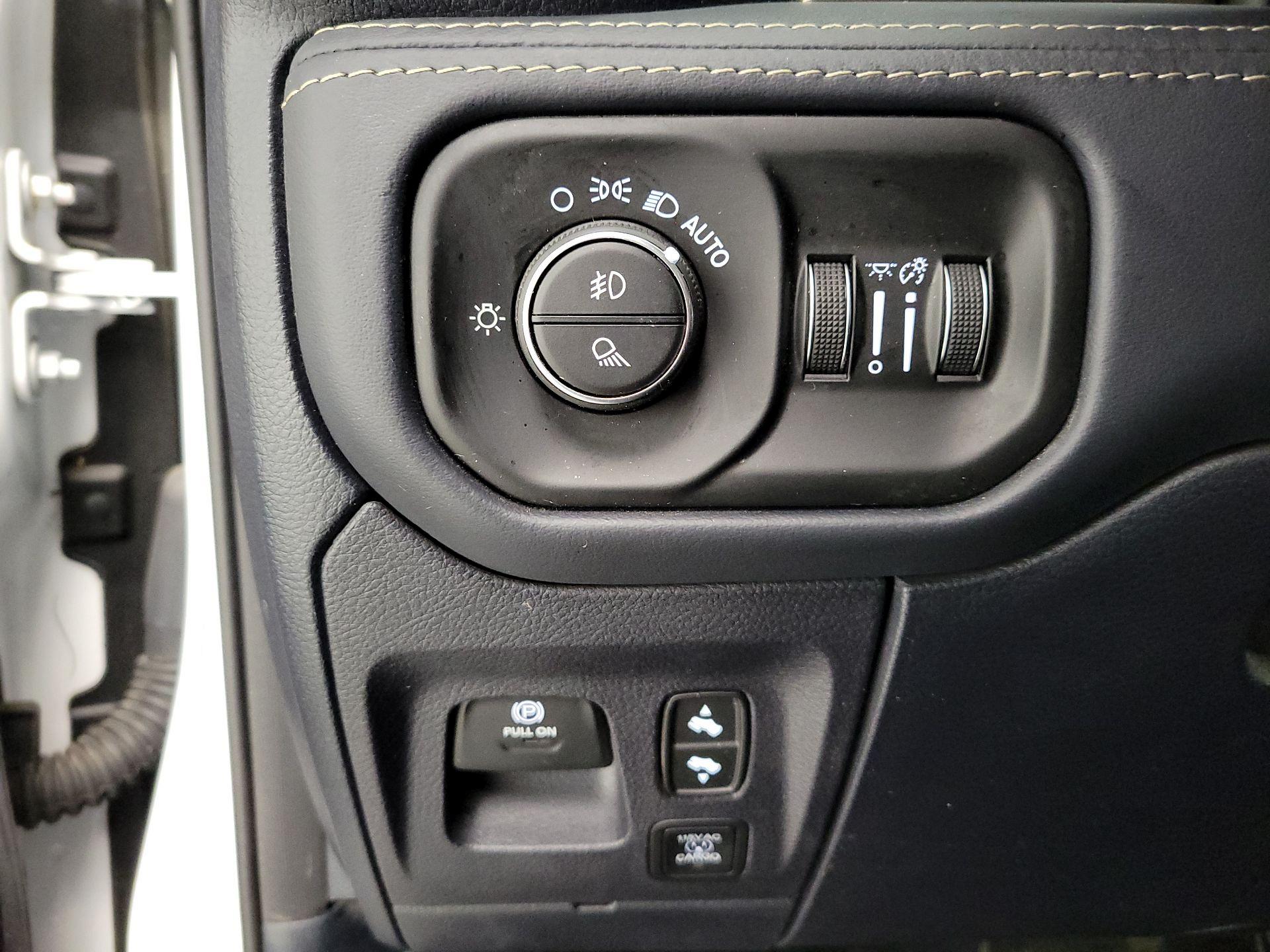 Thumbnail: 2021 RAM 1500 - 13